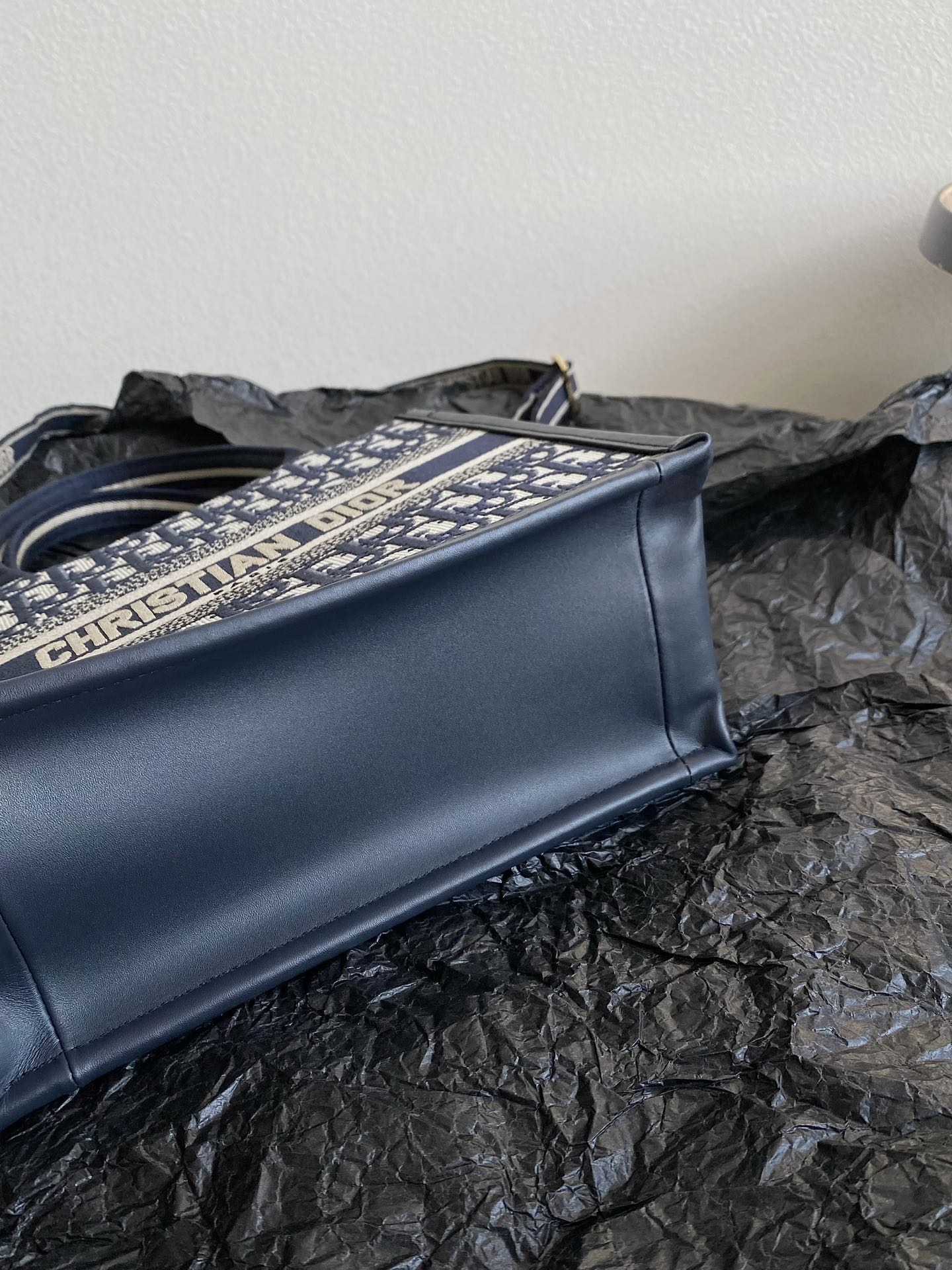 D*or small book tote-26*8*22cm