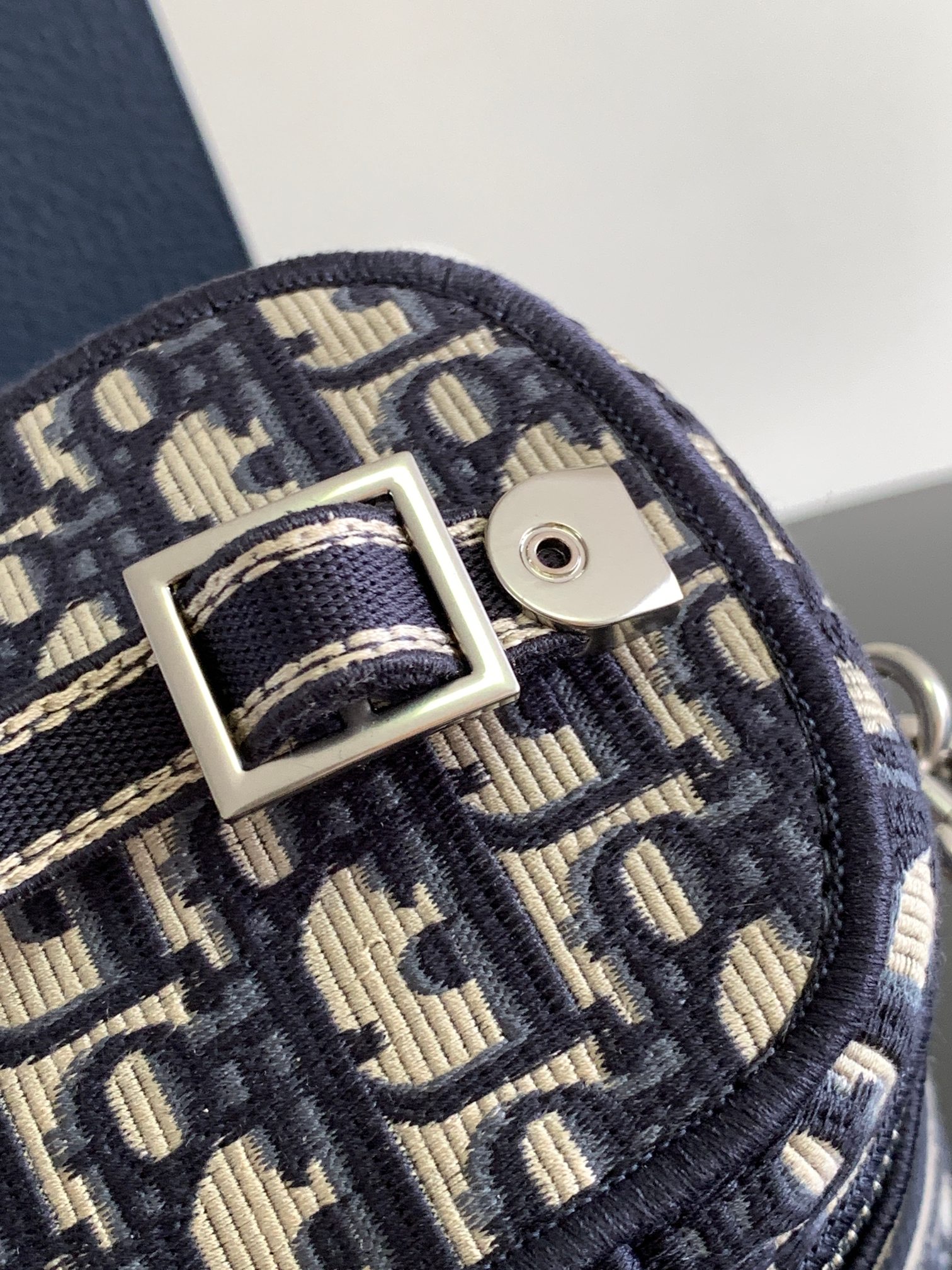 D*or signature vanity bag-24*14*18cm