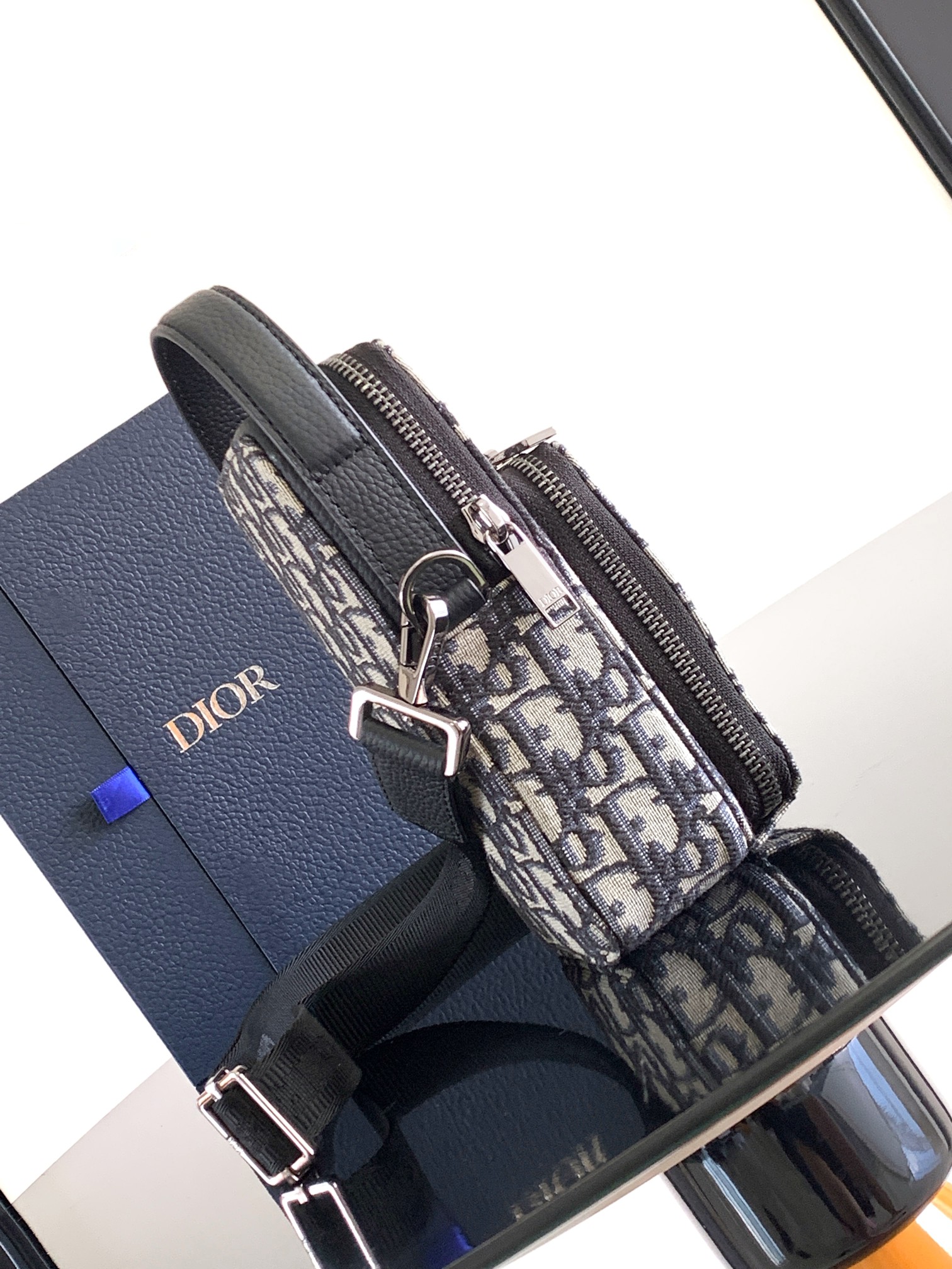 D*or rider handbags-10 x 17 x 5cm