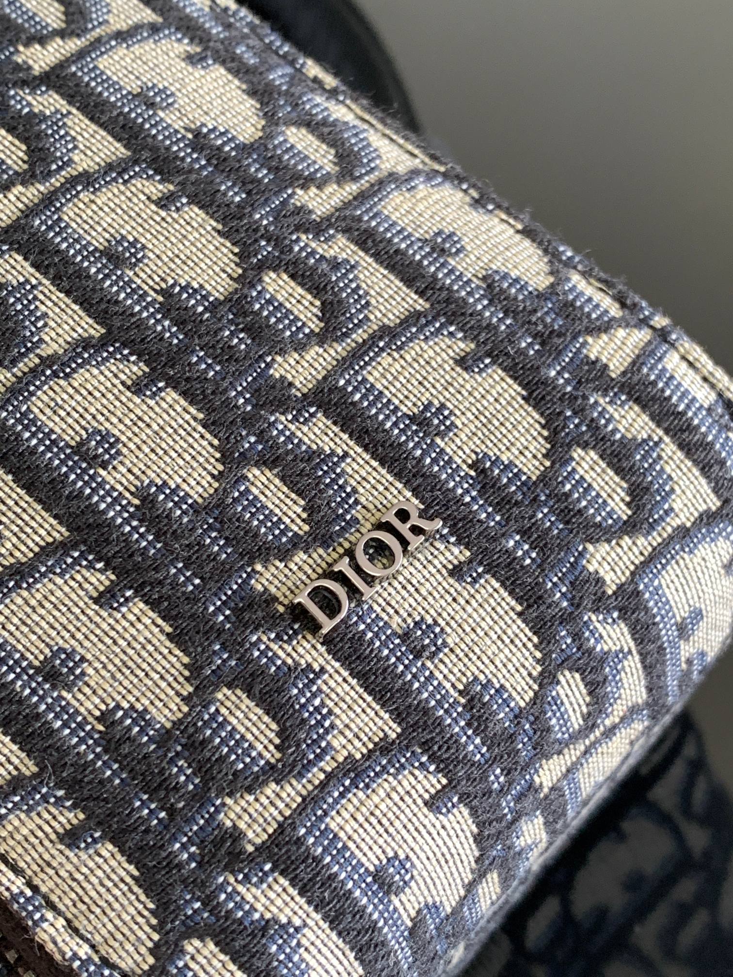 D*or rider handbags-10 x 17 x 5cm