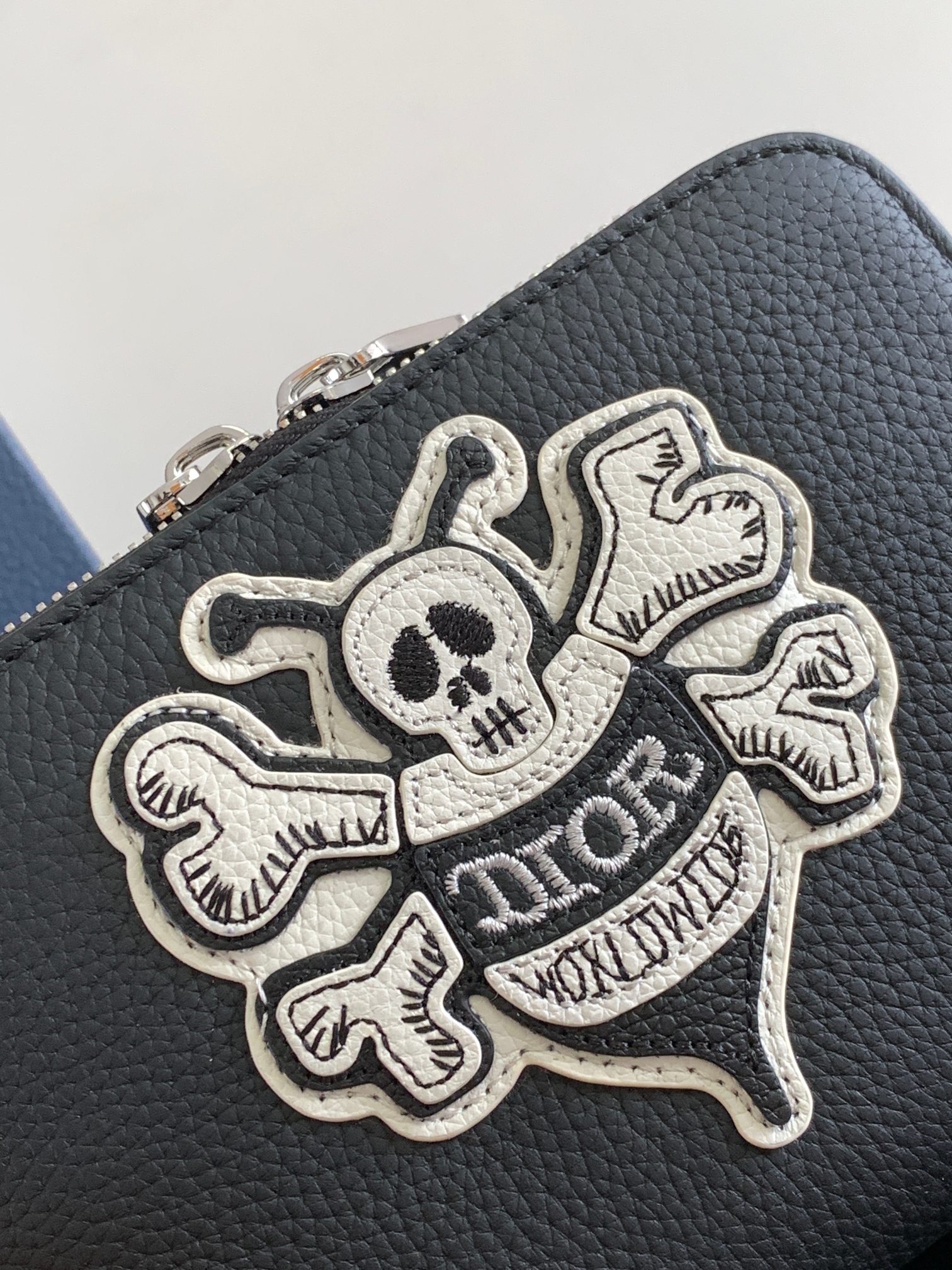 D*or oblique handlebag-17 x 12.5 x 55cm