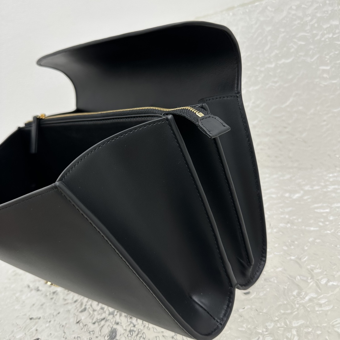 The R0w accordion clutch bag-27*19*9cm