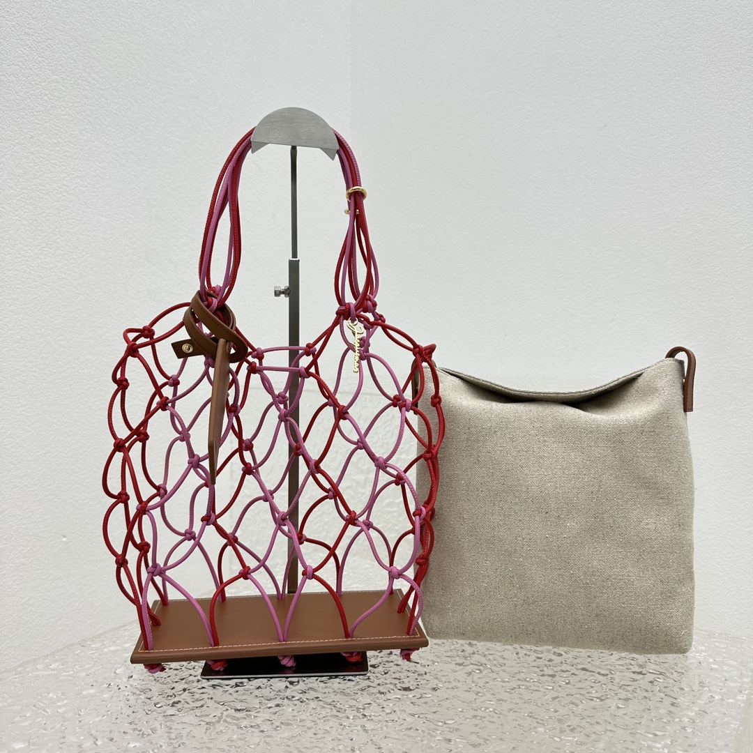 Ja*qvemvs mesh beach tote bag-23*42*11.5cm