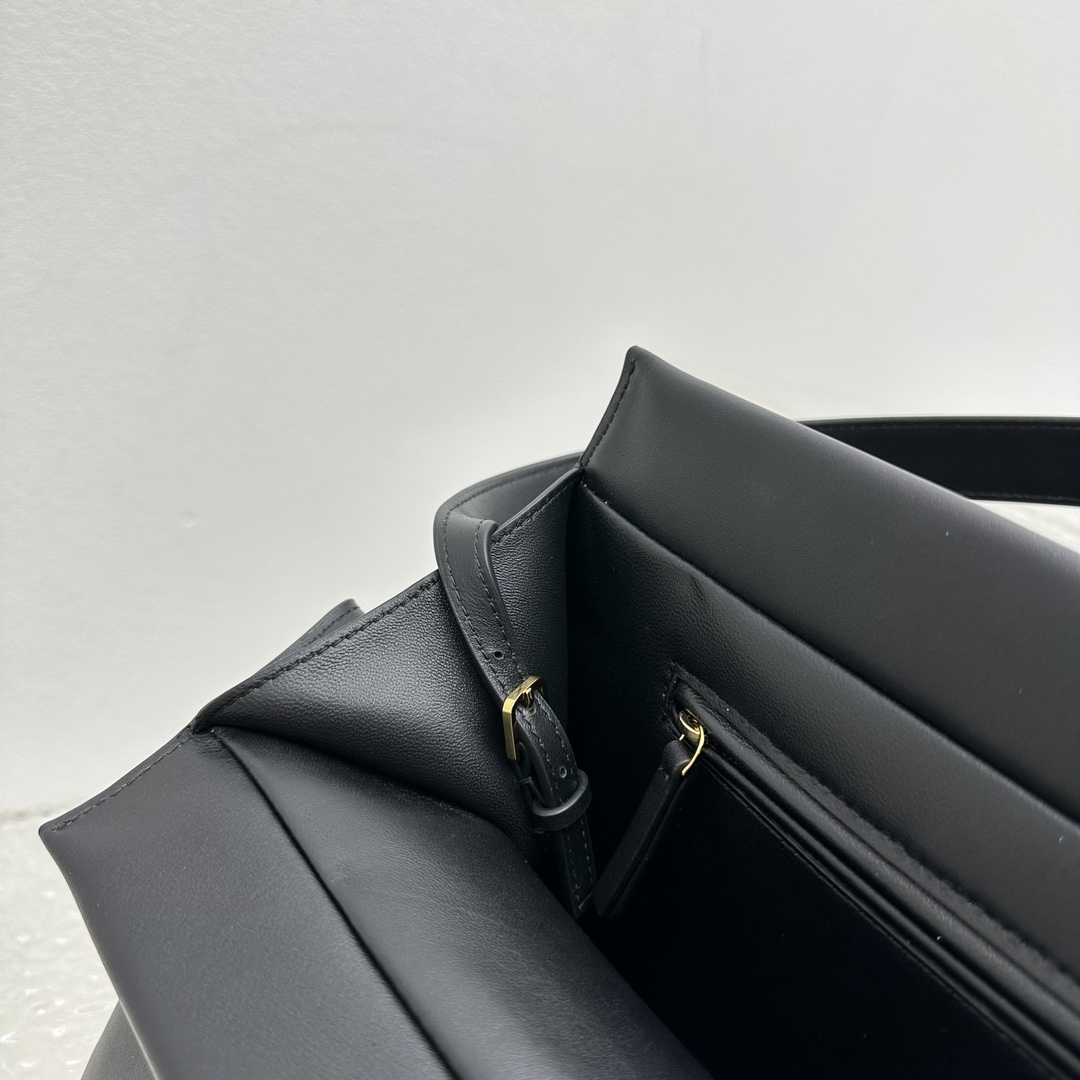 The R0w siennǎ bag-36*14*24cm