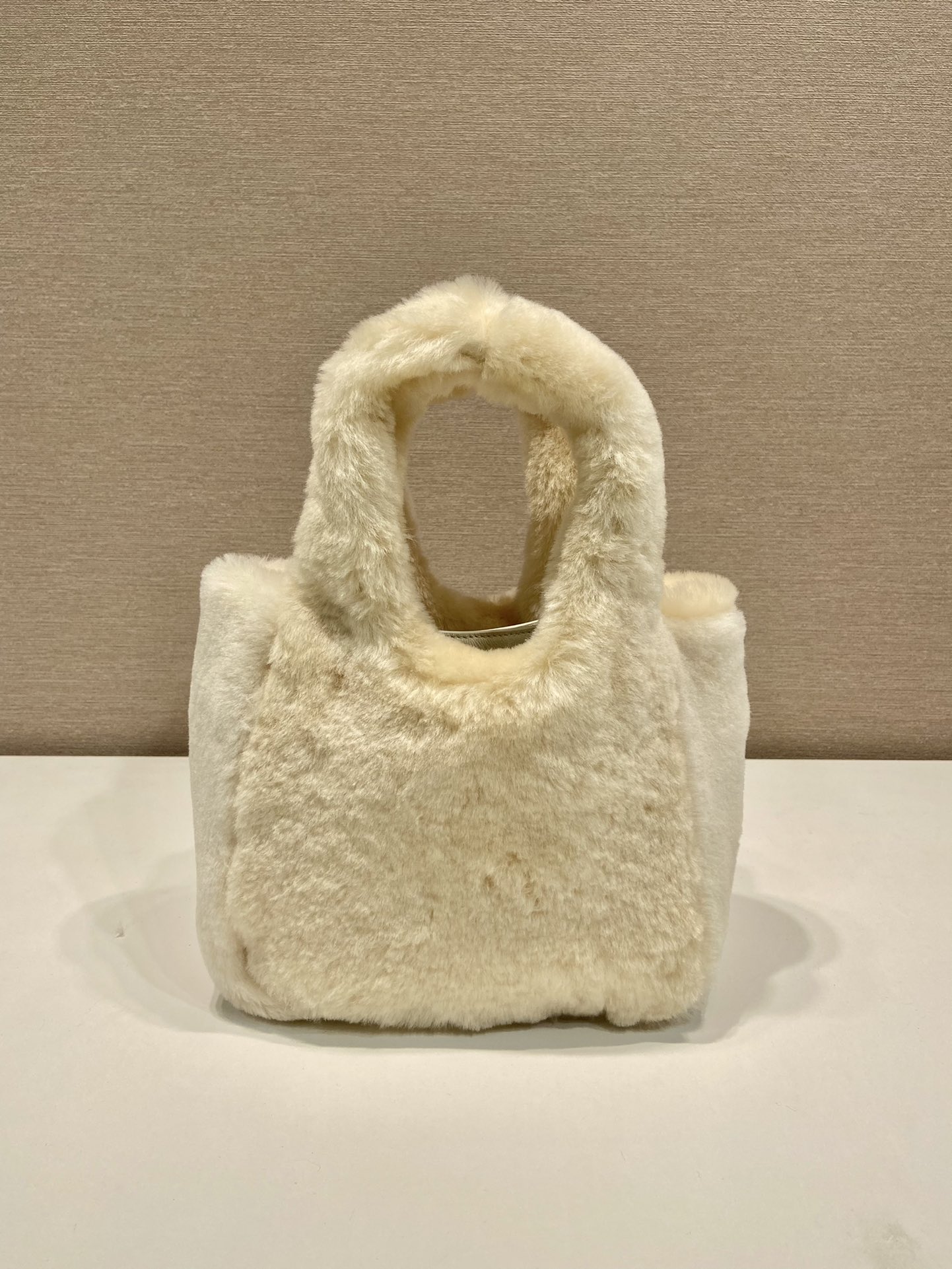 Pra*a woolen bucket 1ba349 bag-18*15.5*10cm