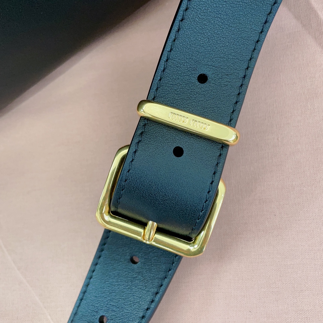 M*um*u briefcase-34x23x11cm