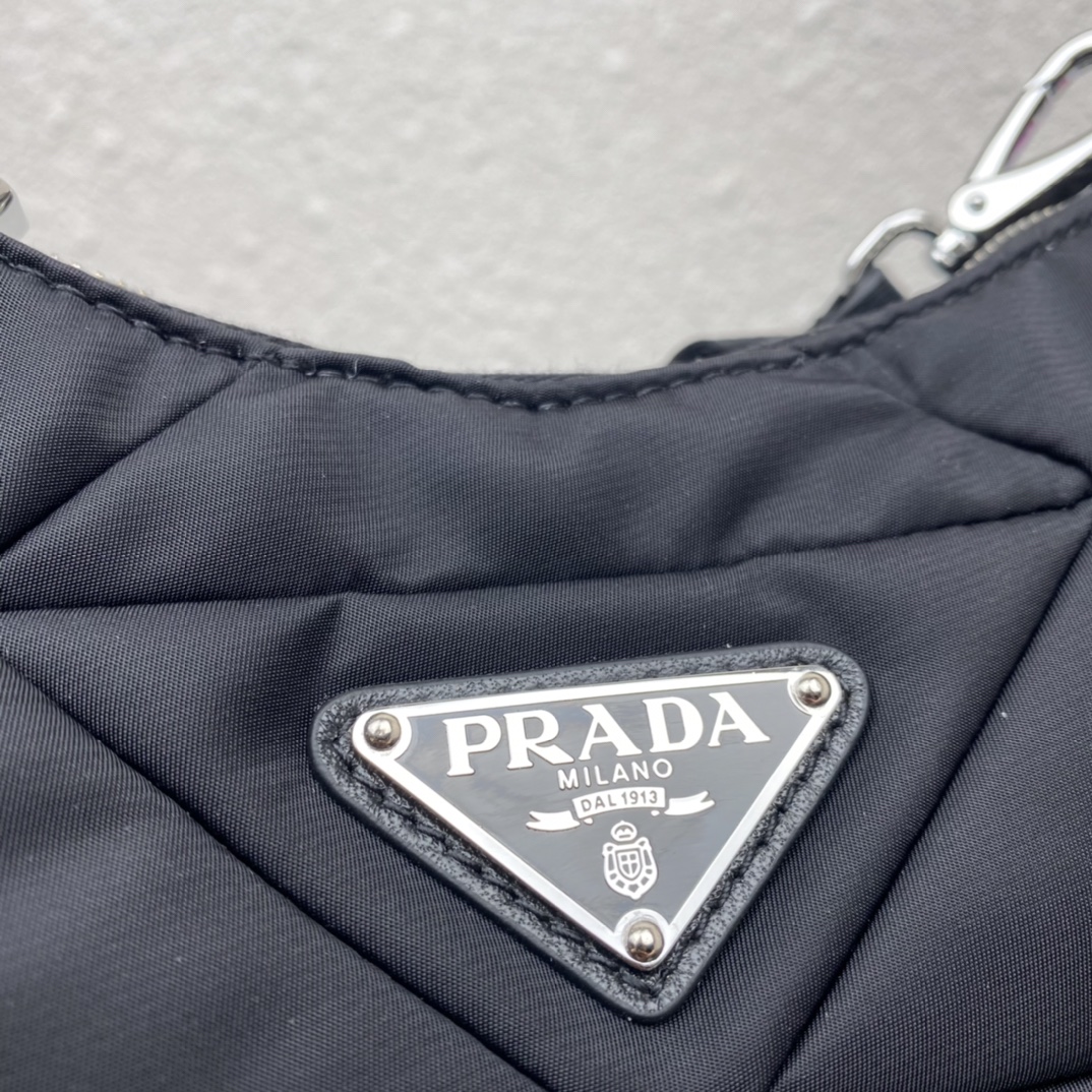 Pra*a 1bc151 re_nylon bag -24*17*7cm