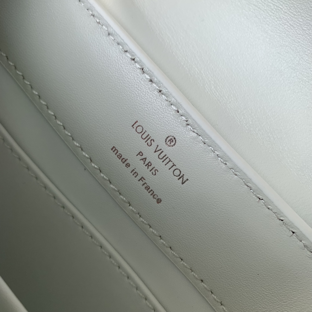 l0*is V*t0n mini capucines handlebag-21*14*8cm