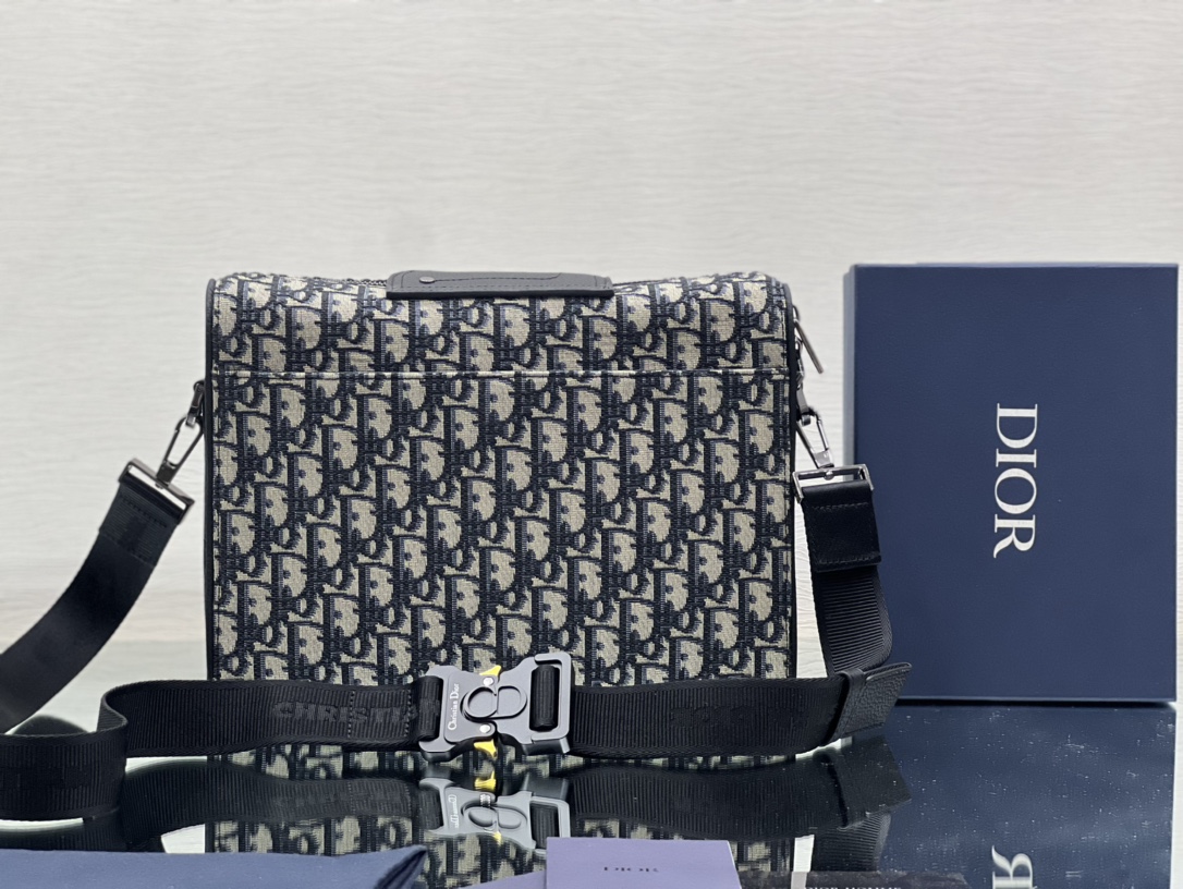 Dio Lingot Bag-29.5 x 21.5 x 7CM