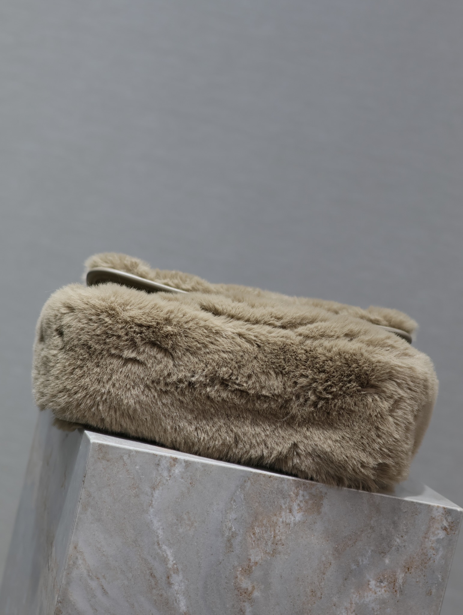 Y*L niki bag-28*20*8.5cm