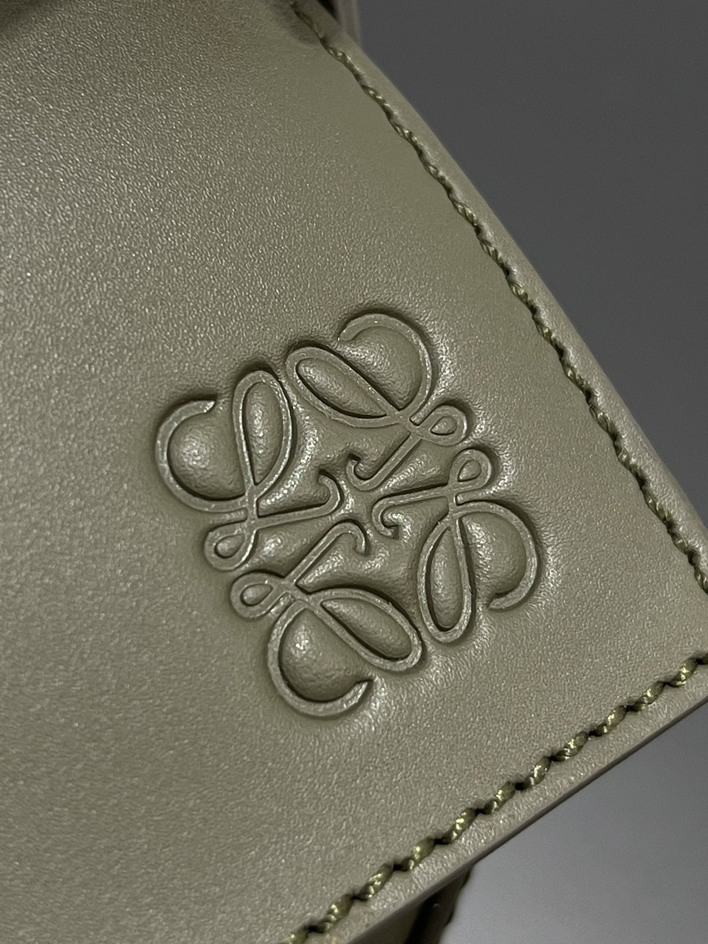 L0ew* puzzle small bag-24*10*14cm