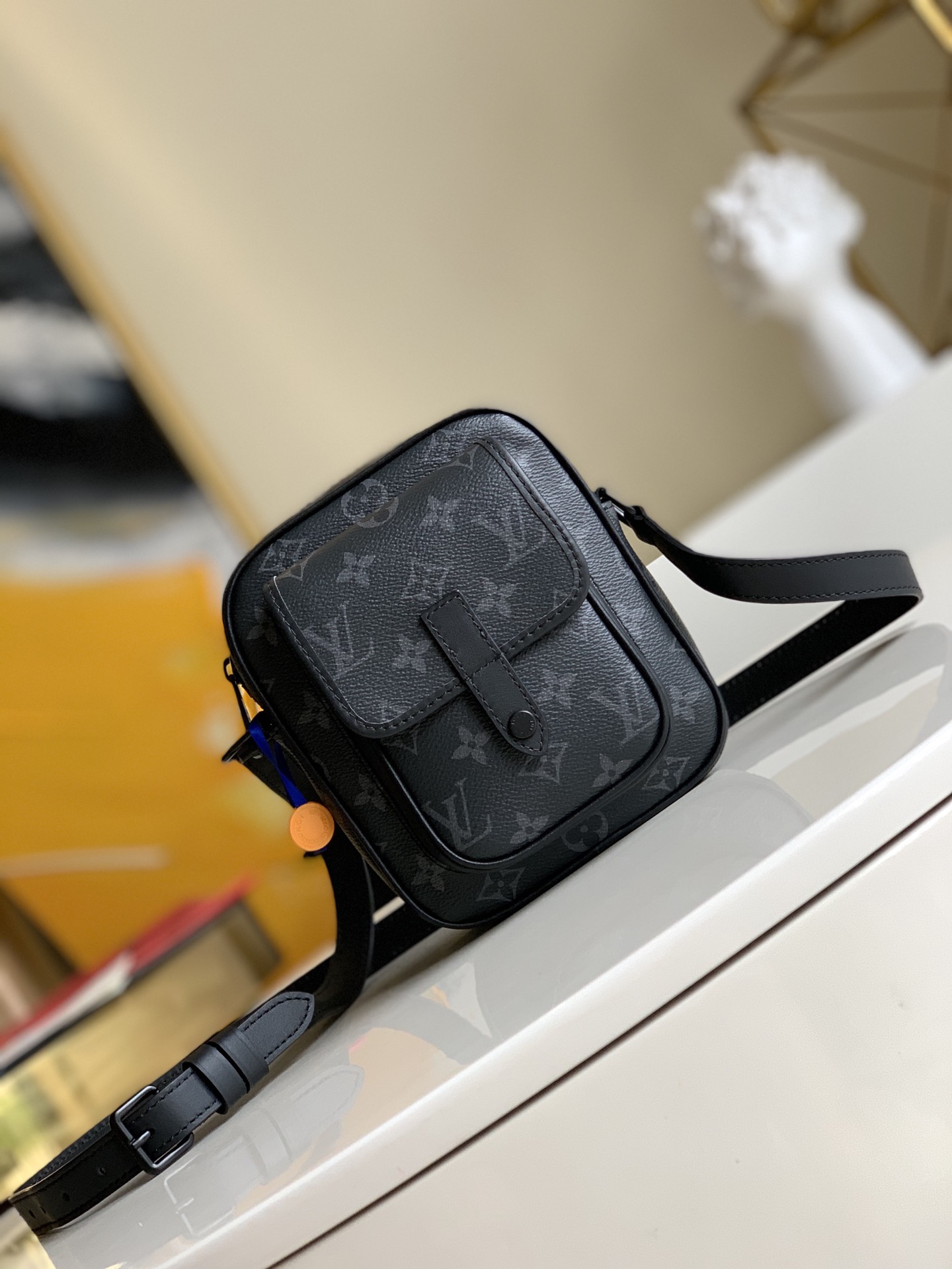 l0*is V*t0nmonogram macassar christopher bag-15x17x8cm