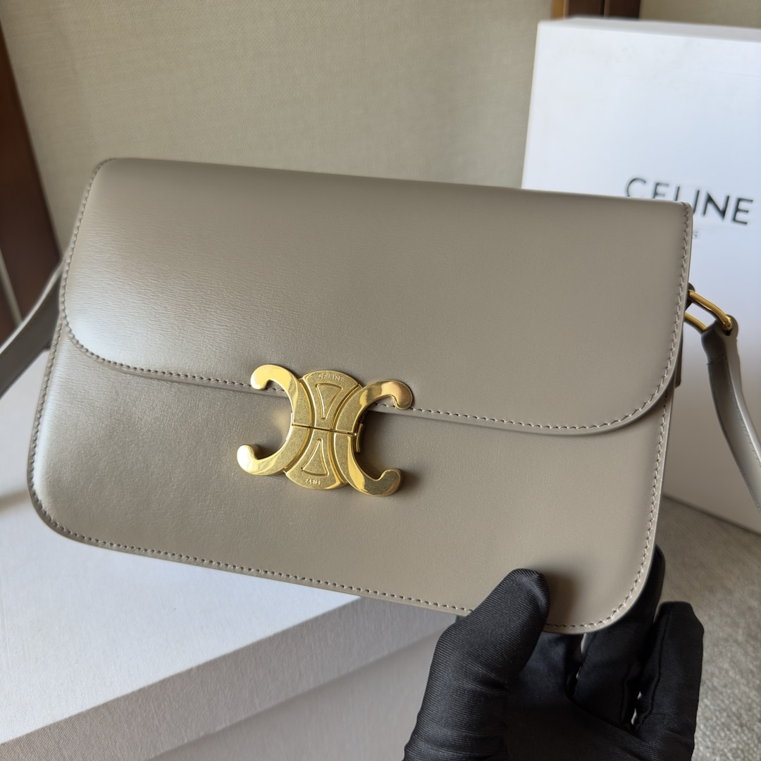 Celin Triomphe Shoulder Bag-22.5x16.5x7.5CM