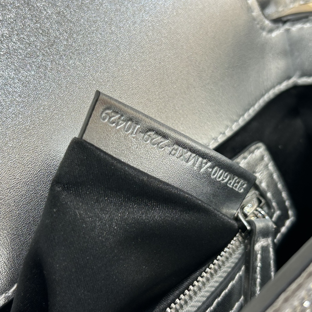 F**di baguette bag-27*15*6cm