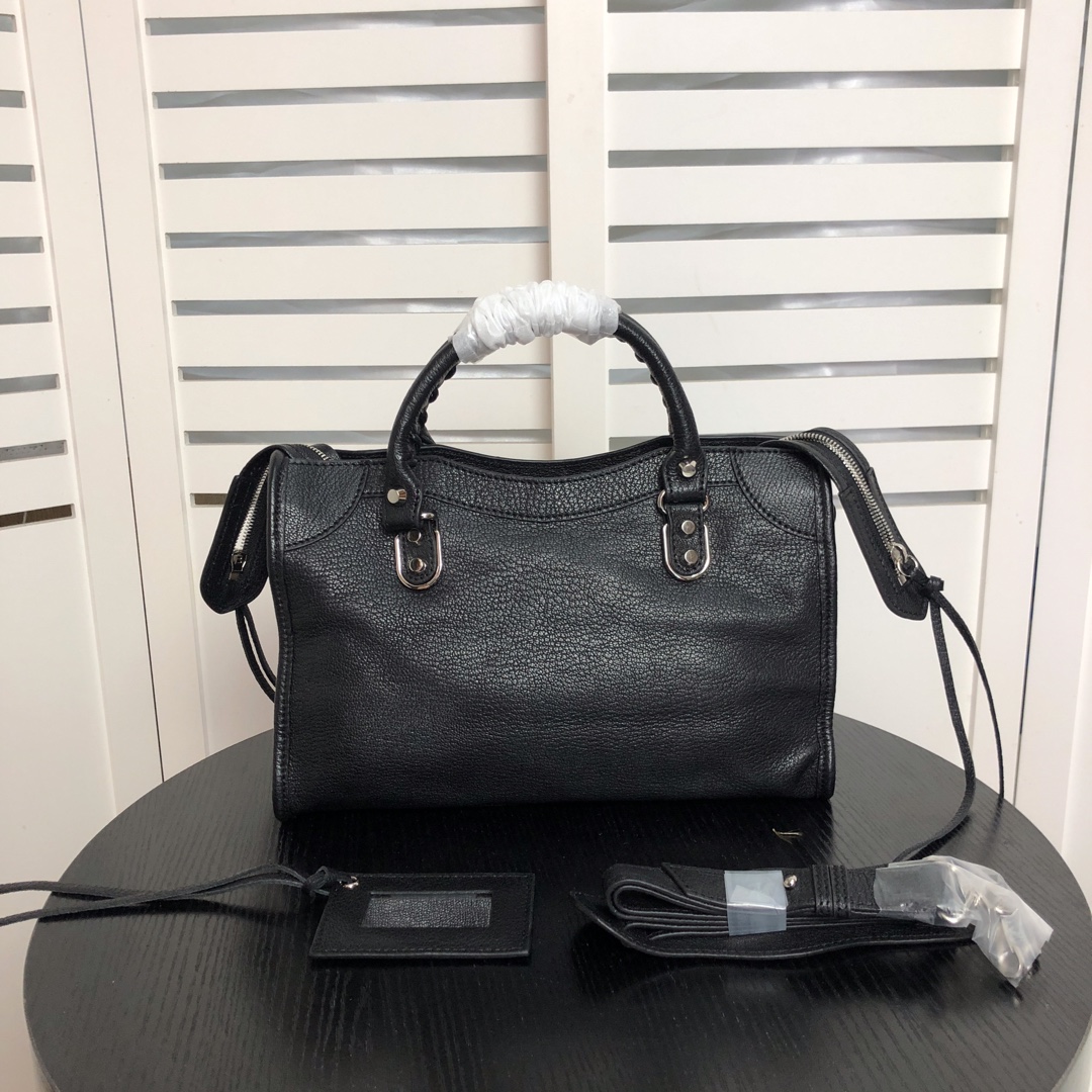 Ba*len*cia*ga graffiti classic city