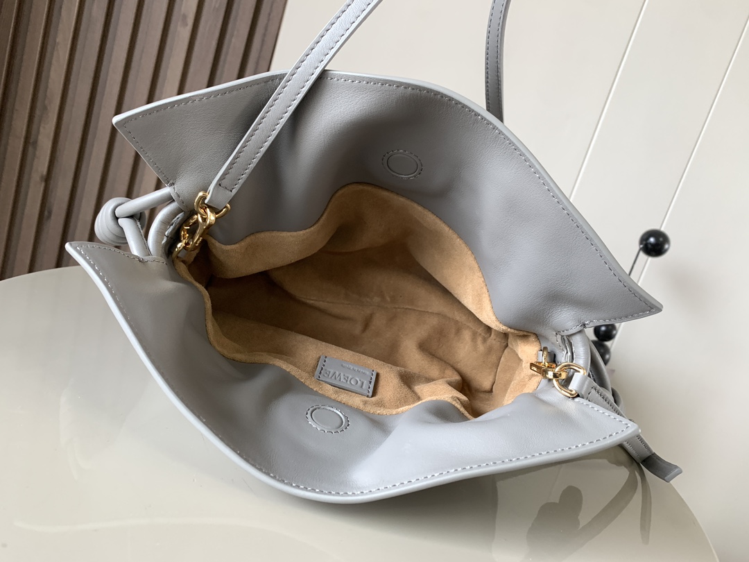 L0ew* flamenco-22.5*18*9cm