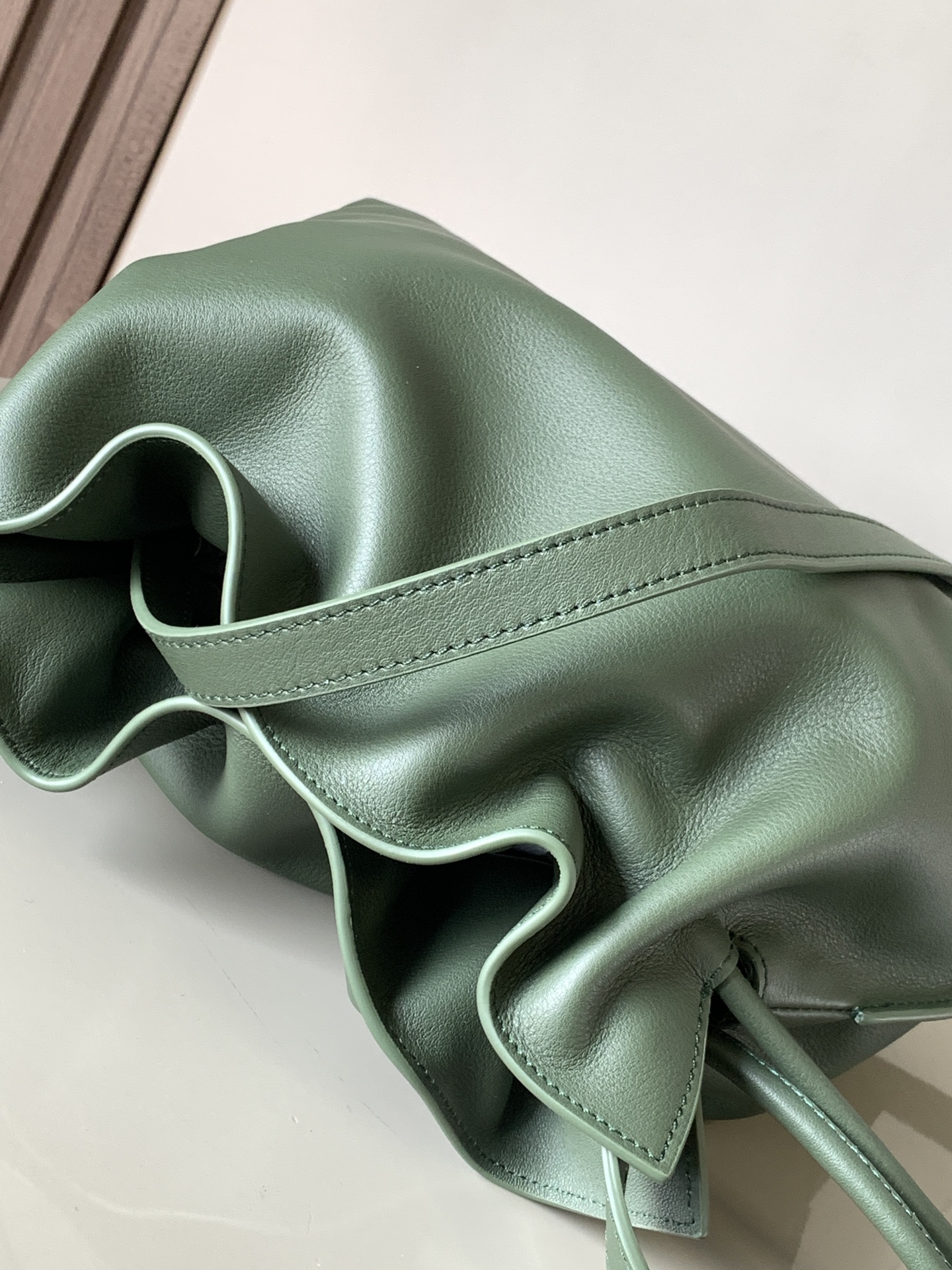 L0ew* flamenco-30*24.5*10.5cm