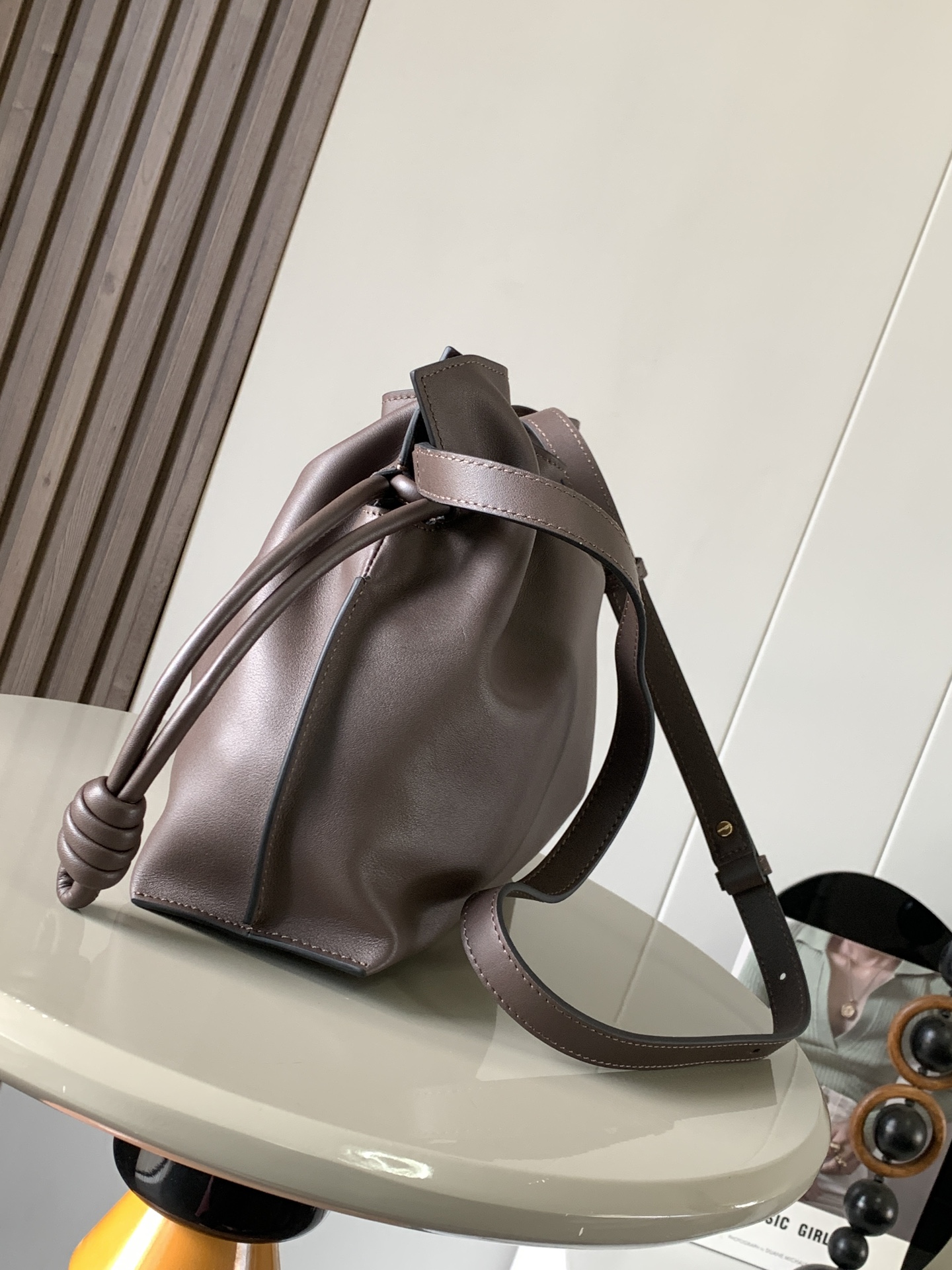 L0ew* flamenco-30*24.5*10.5cm