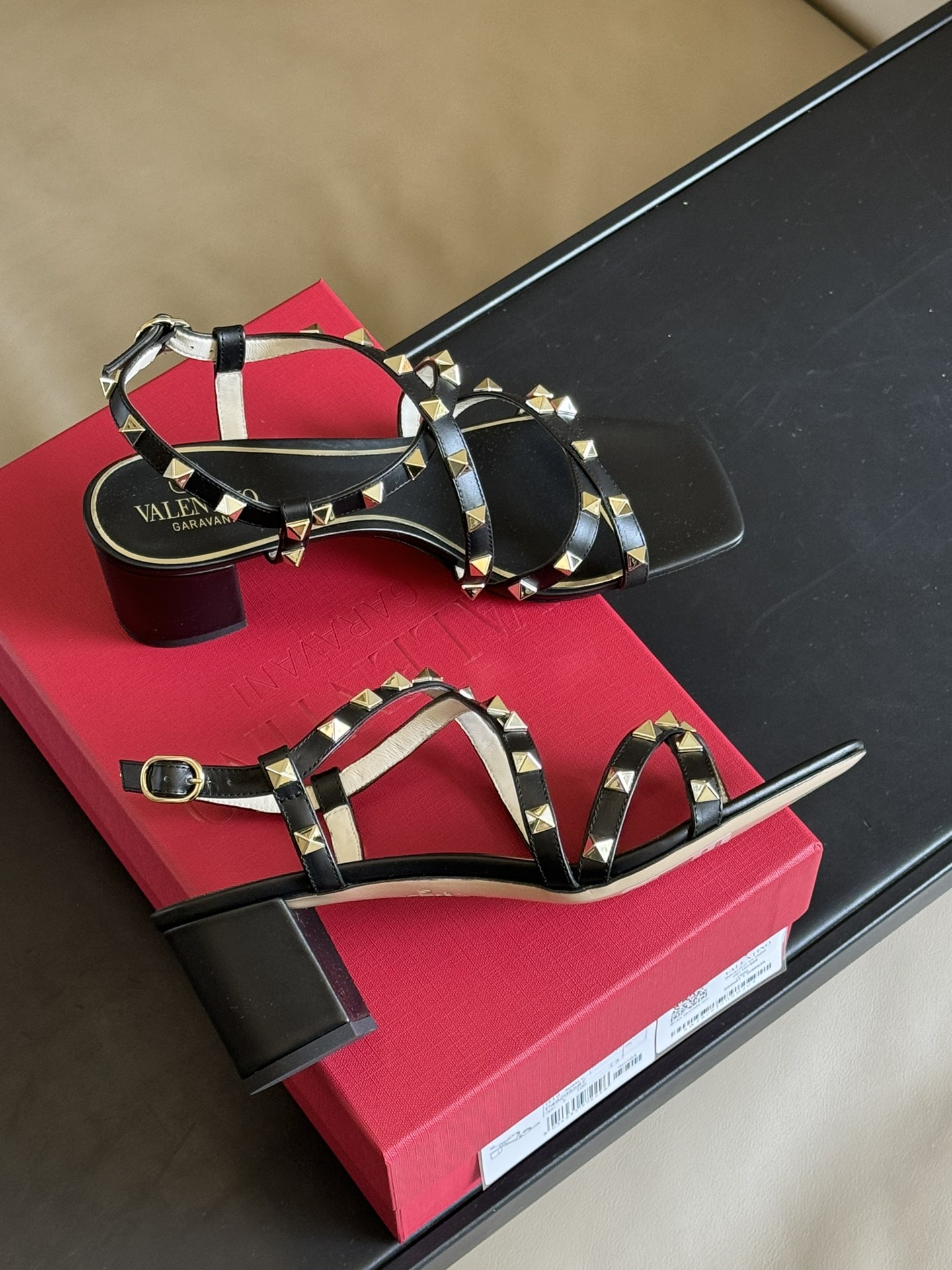 Valentina 2024ss Sandals