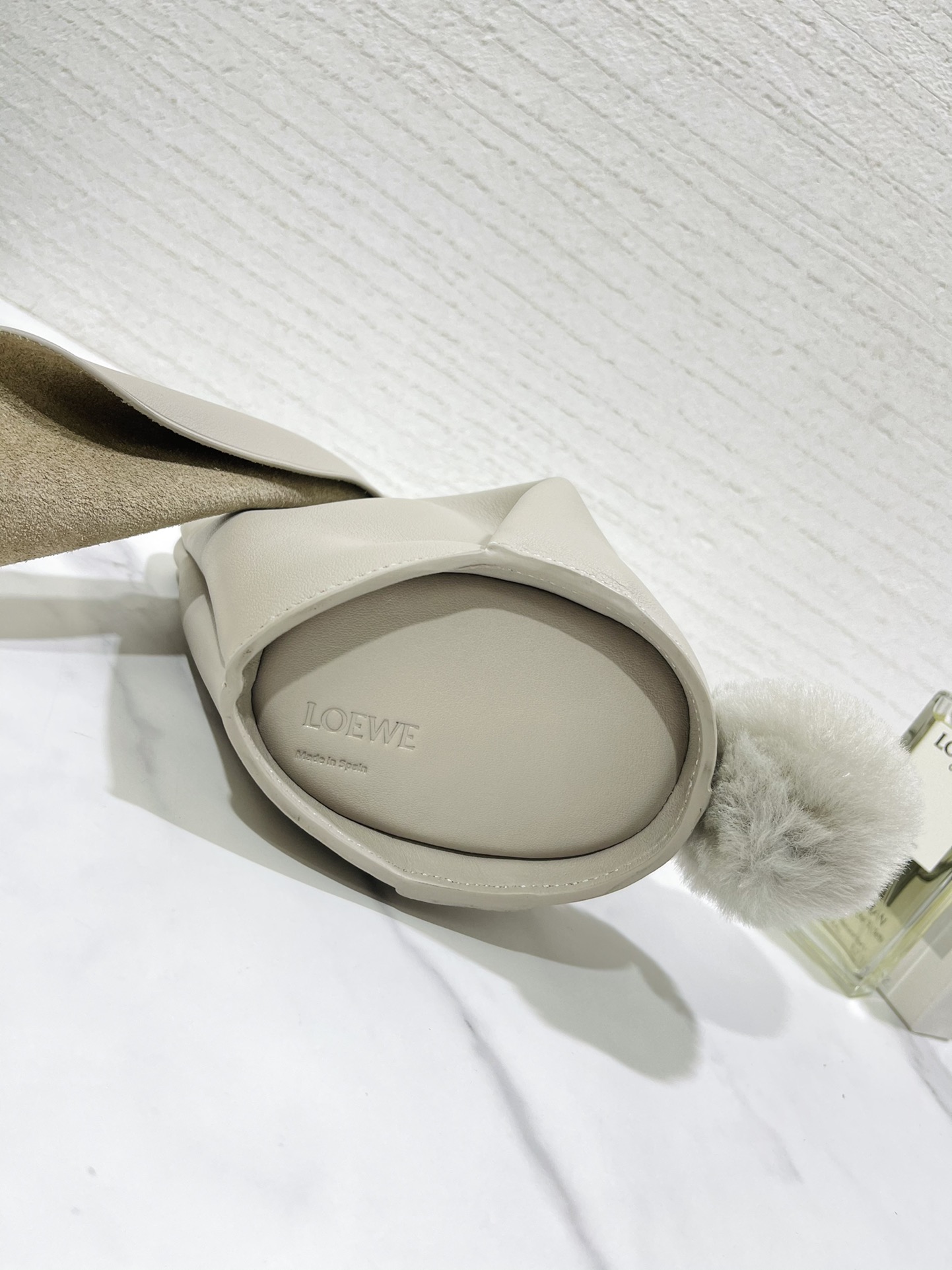 L0ew* bag-18.5*16*9cm