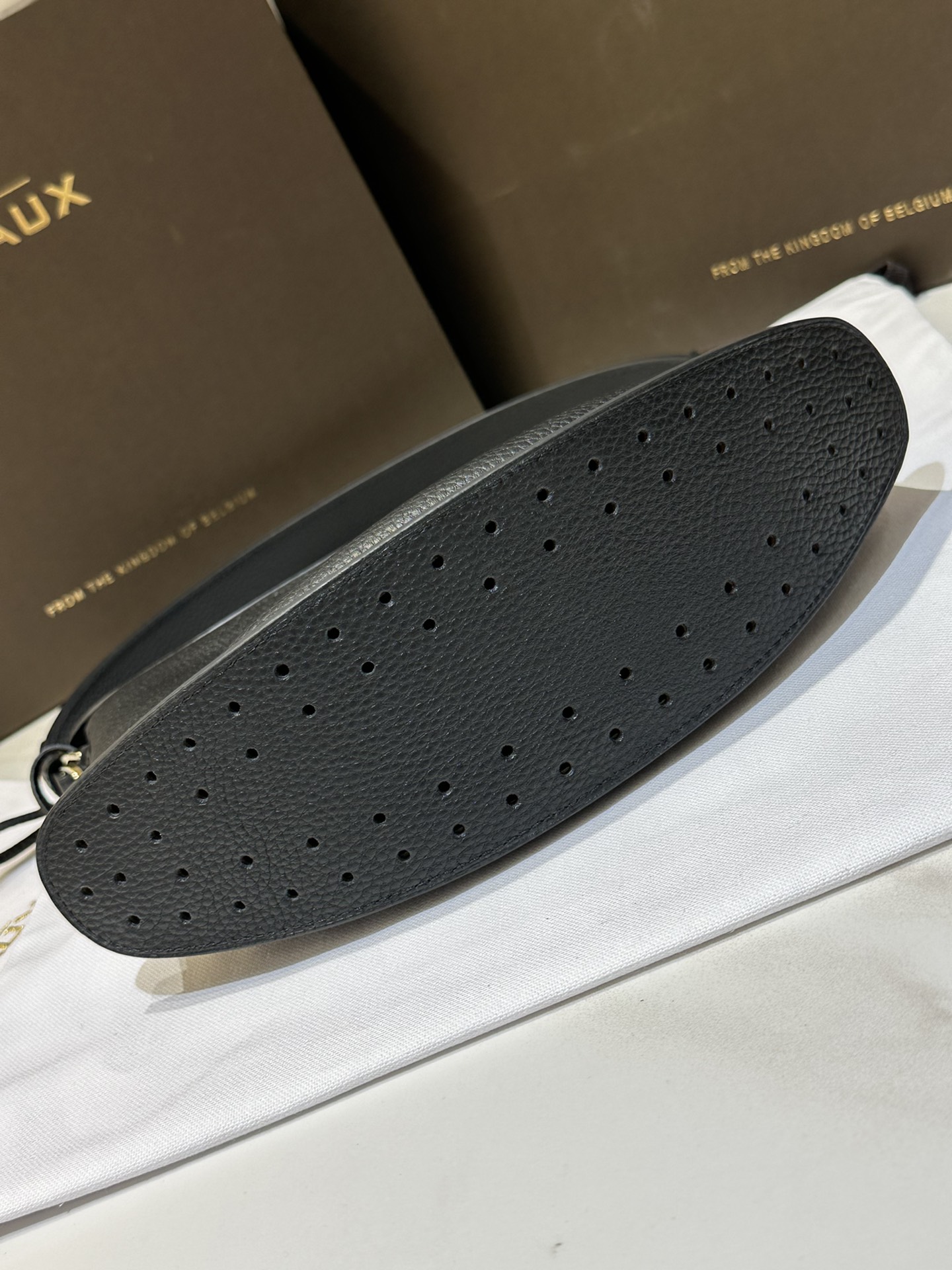 De1uavx pin swing tote-29*9*20cm