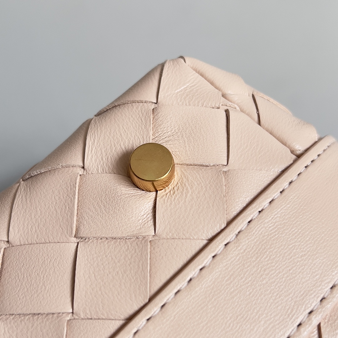 bo*te*ga Ve*ne*ta bv wallace-22*13*9cm