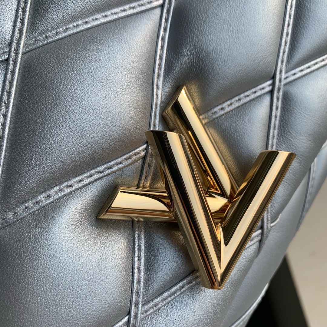 l0*is V*t0n go-14 bag-m22891-23.0 x 16.0 x 10cm