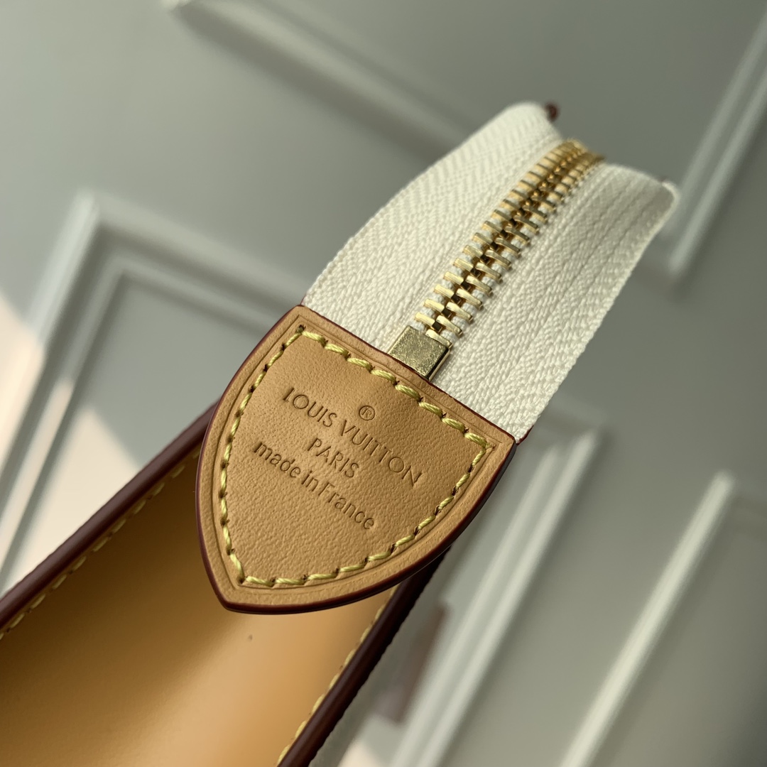 l0*is V*t0n pochette accessoires-26x20cm