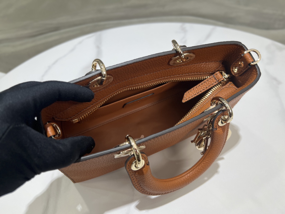 lady d-sire my abcD*or-26 x 15 x 8cm