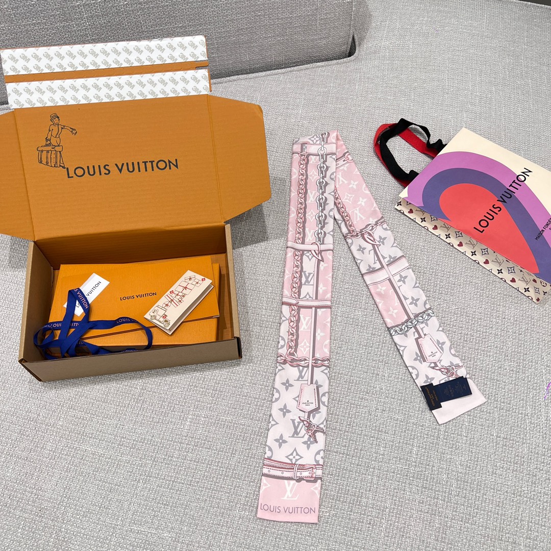 l0*is V*t0n hair band