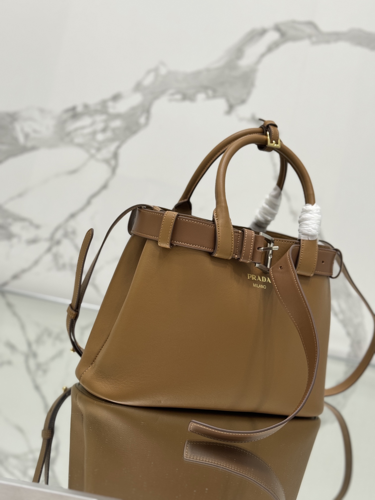 Pra*a double1ba434 bag-32Ｘ23Ｘ11cm