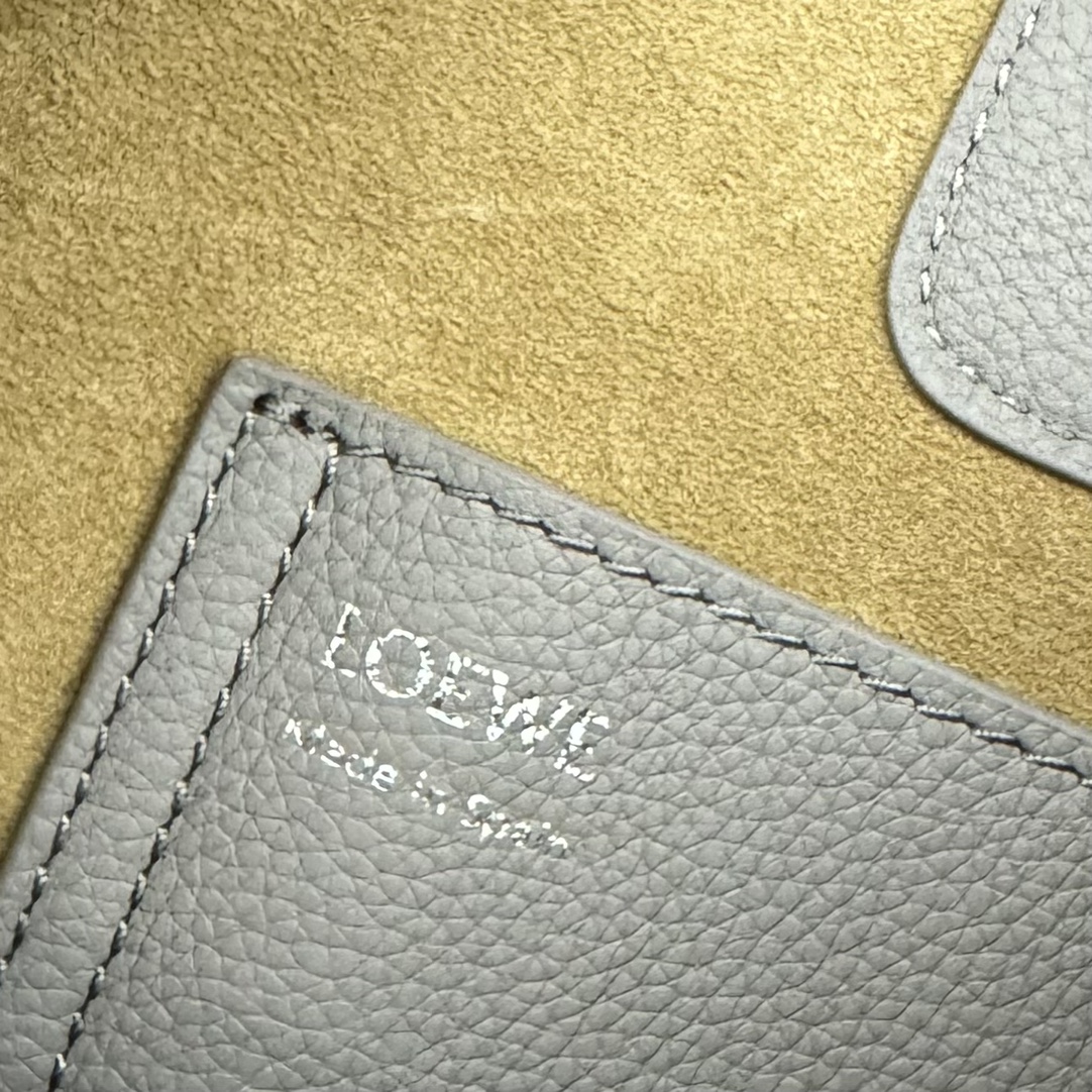 L0ew* mini pebble bucket bag-16*16*19.5cm