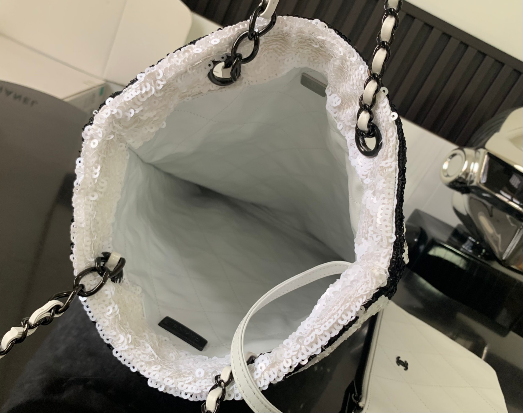 Ch@nel 2024SSTote-30x2x39CM