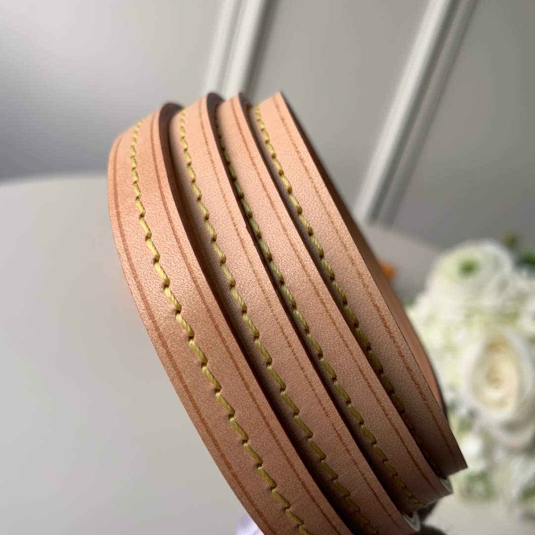 l0*is V*t0n favorite n41277-24*14*4cm