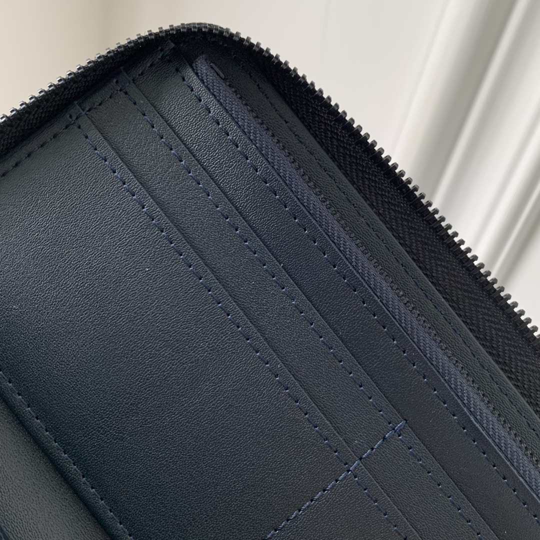 l0*is V*t0n zippy wallet n40675-10 x 20 x 2cm