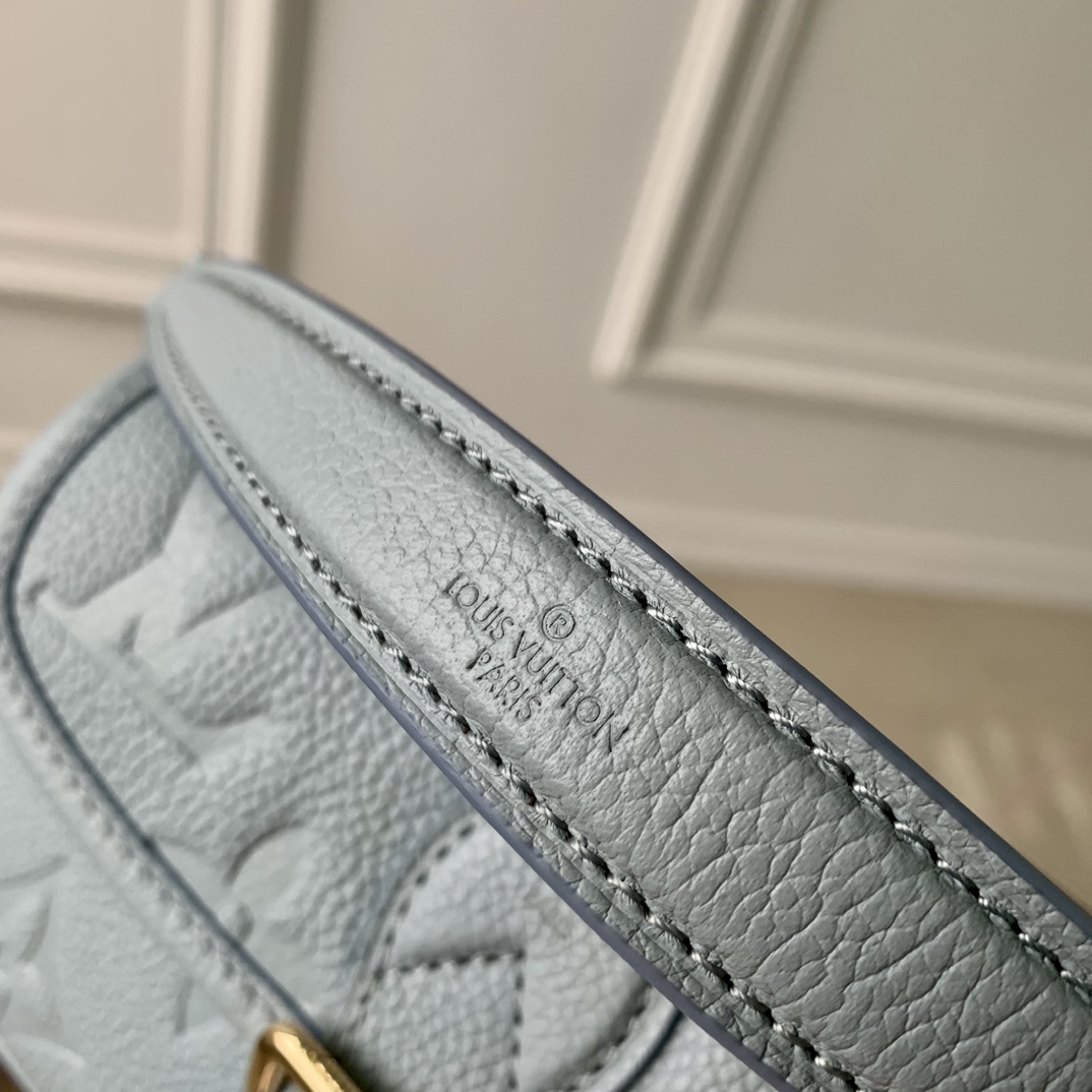 l0*is V*t0n nano diane handbags-m83566-19*10.5*6cm