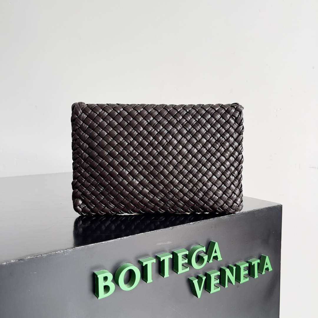 bo*te*ga Ve*ne*ta pouch bag-19*12.5*1cm