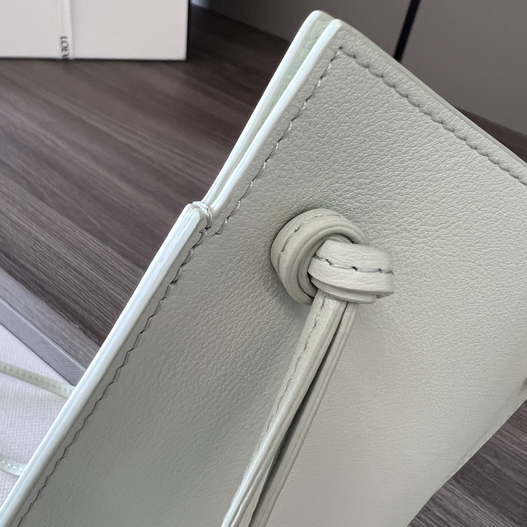 L0ew* dice pocket-21*15*5cm