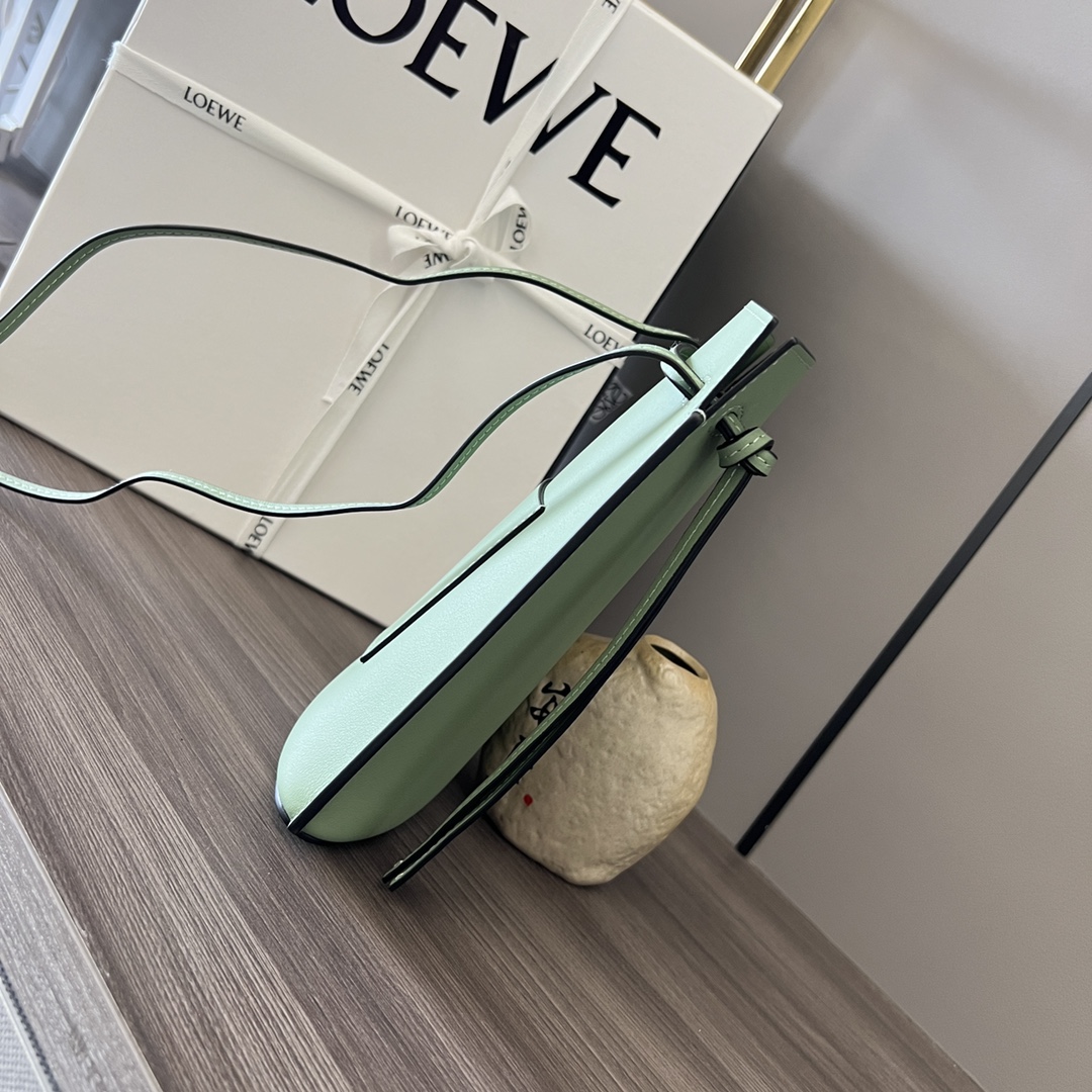 L0ew* dice pocket-21*15*5cm