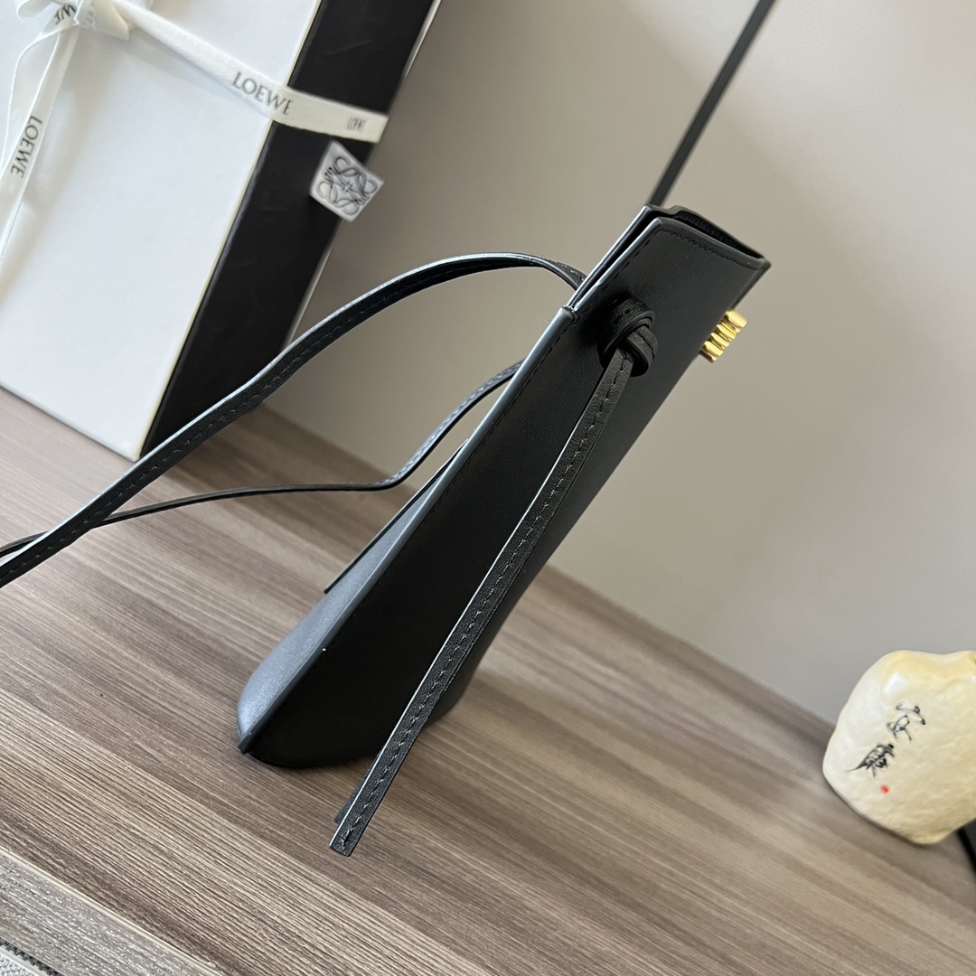 L0ew* dice pocket-21*15*5cm