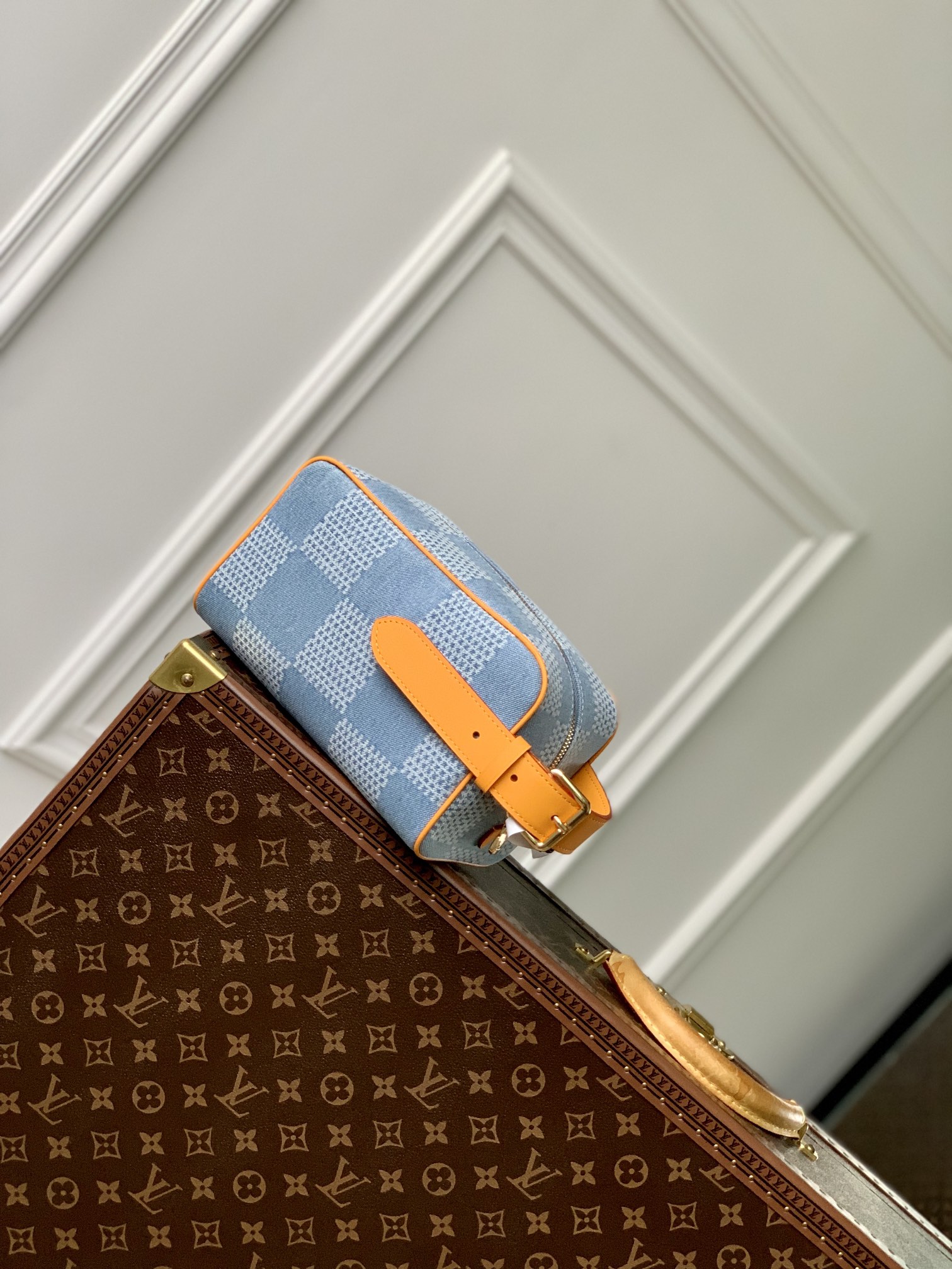 l0*is V*t0n locker dopp kit pouch -23 x 13 x 12cm