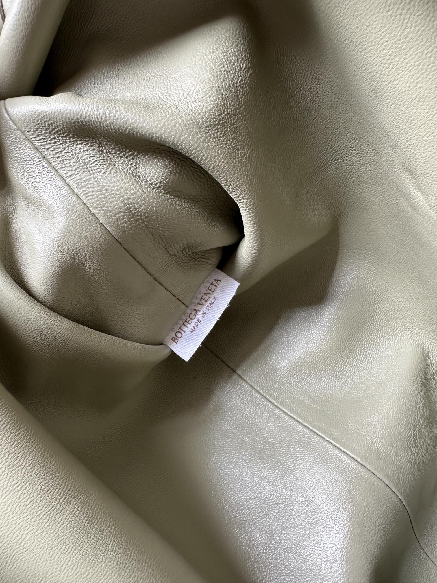 bo*te*ga Ve*ne*ta lauren 1980 teen leather clutch-31.5*16.5*11cm