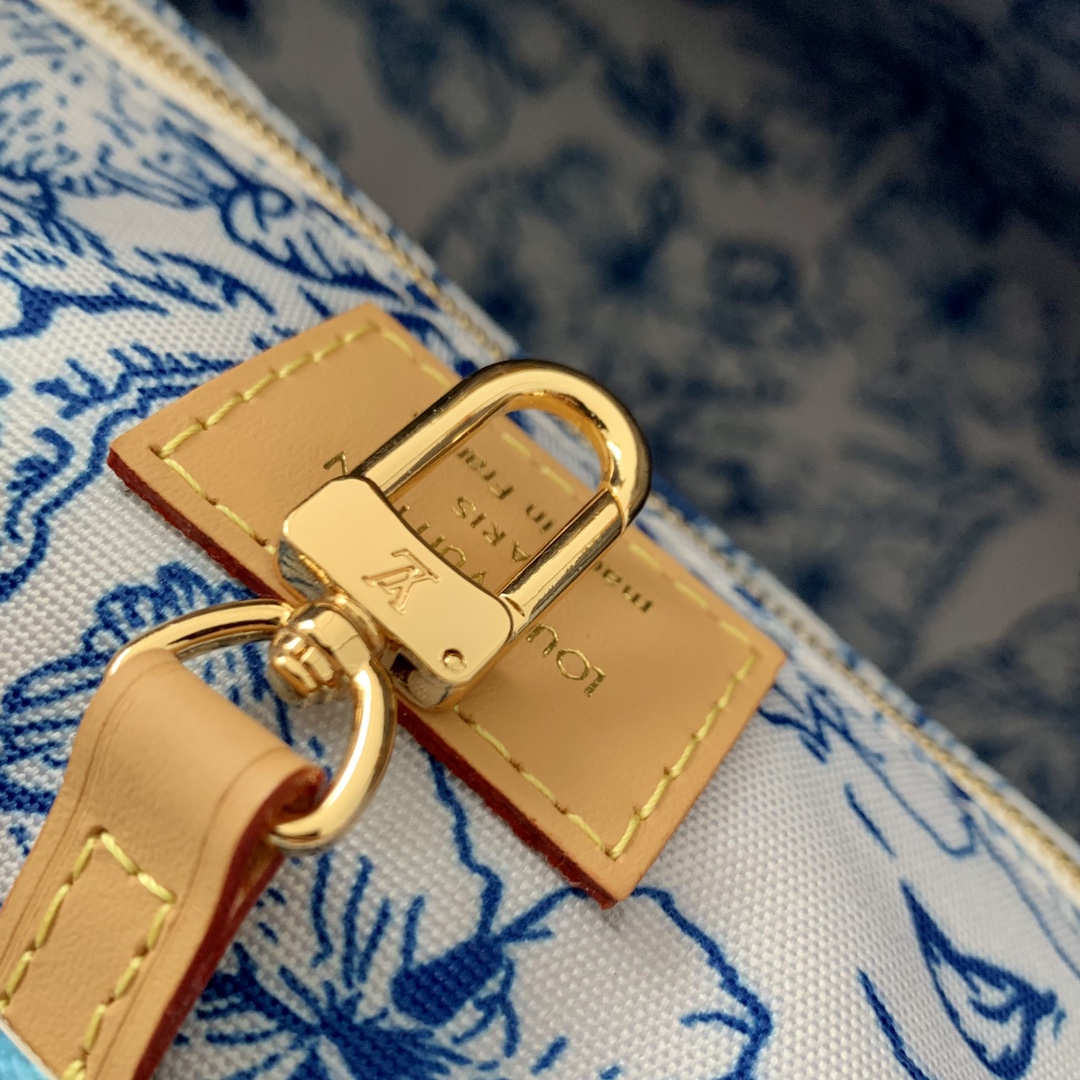 l0*is V*t0n small onthego handbag-35*28*15cm