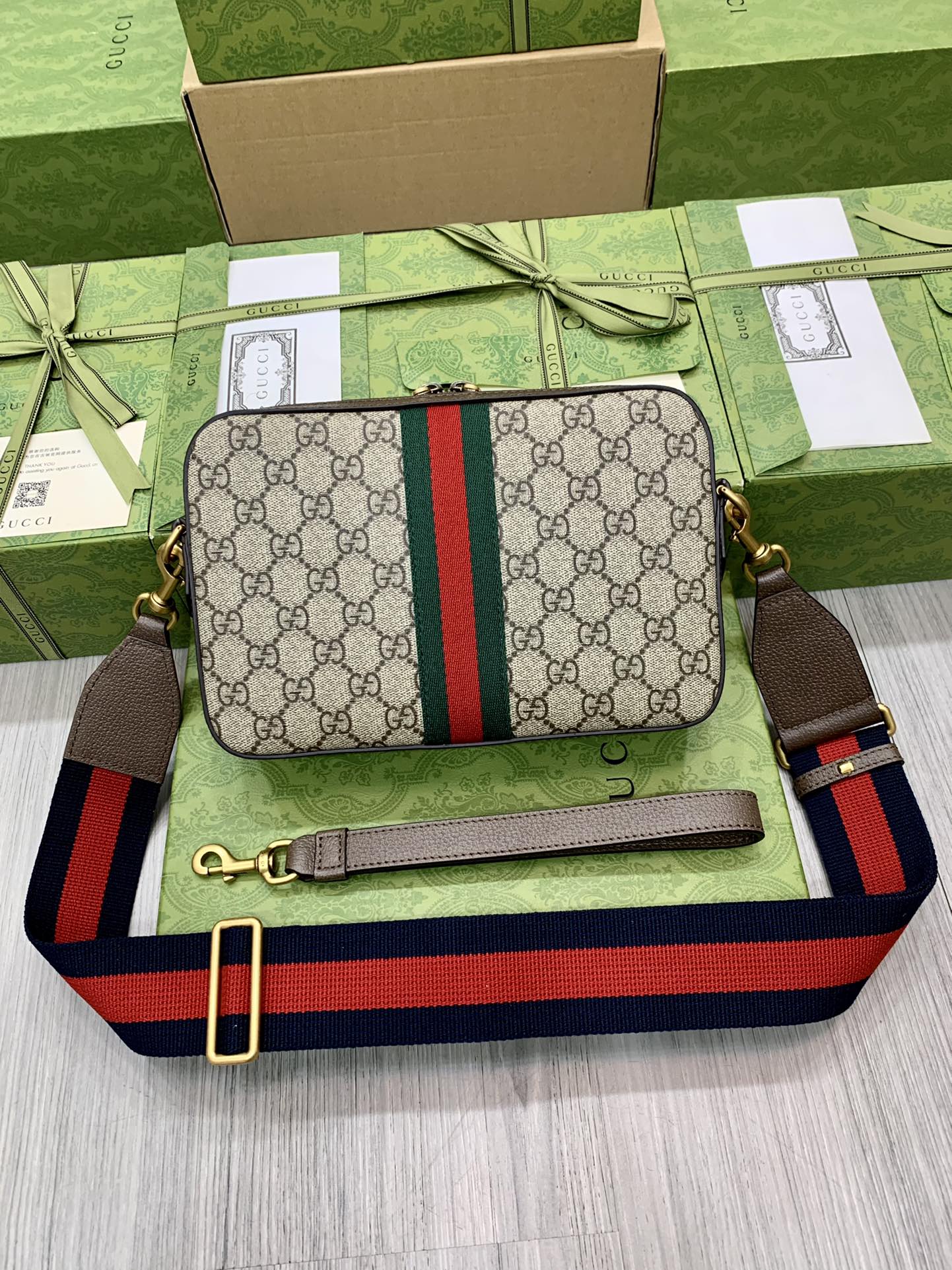 G*u*i ophidia bag-23.5x 16 x 4.5cm