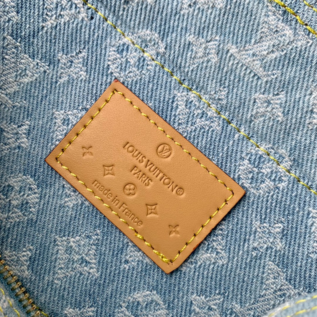 l0*is V*t0n pochette cosmétique-19 x 12 x 6cm