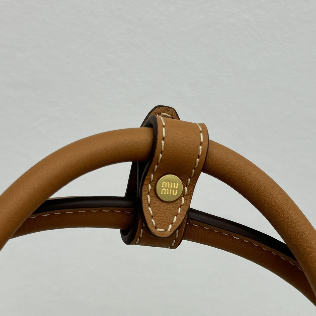 M*um*u casual style plain leather elegant style bridal logo-33*13*21cm