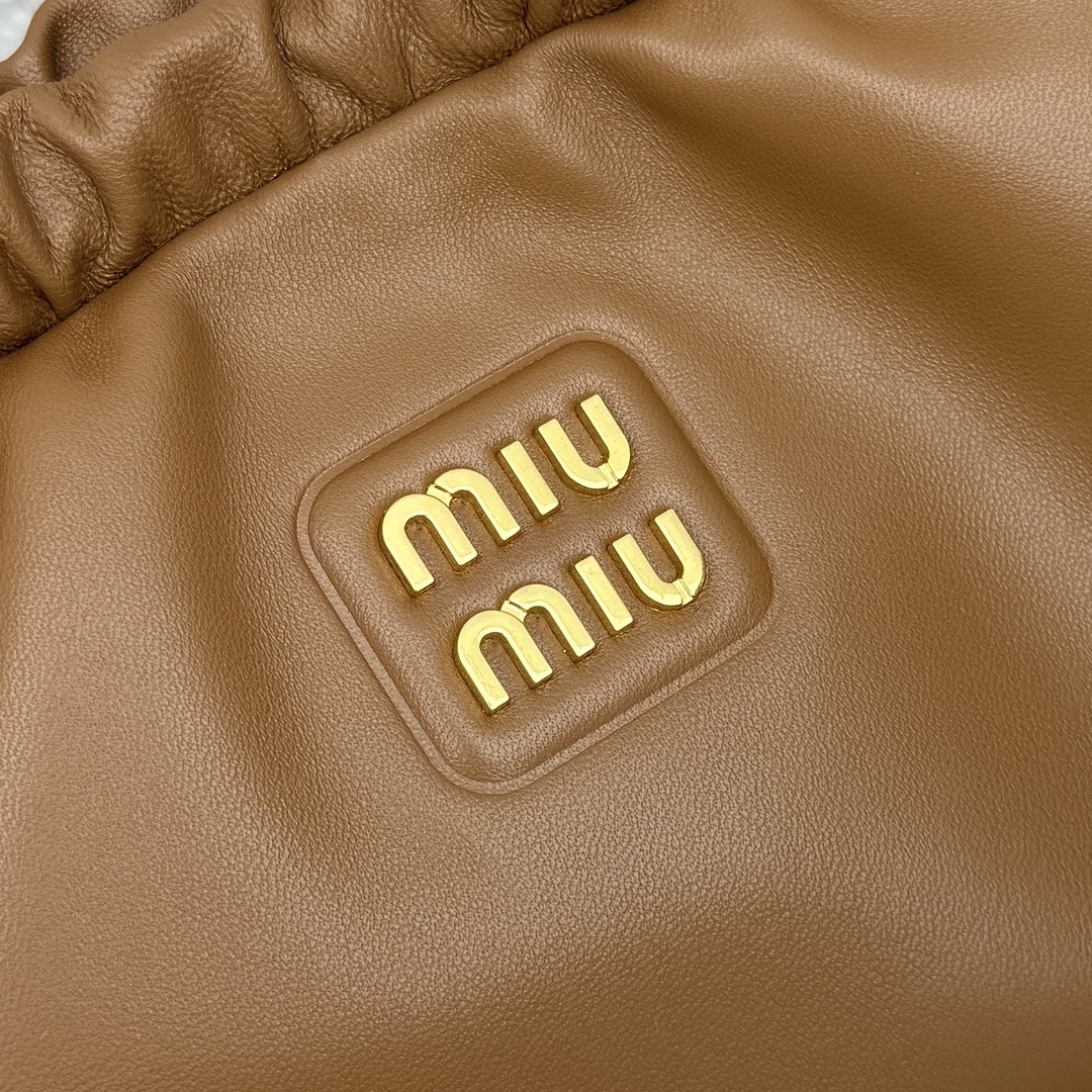 M*um*u leather hobo bag-35*18*9cm