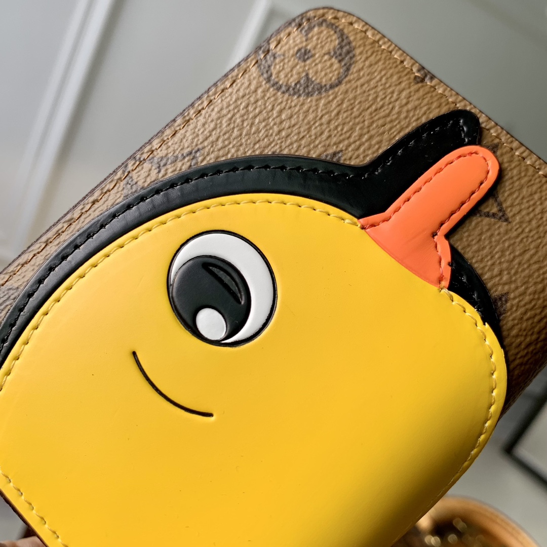 l0*is V*t0n zippy wallet-11*8*2.5cm