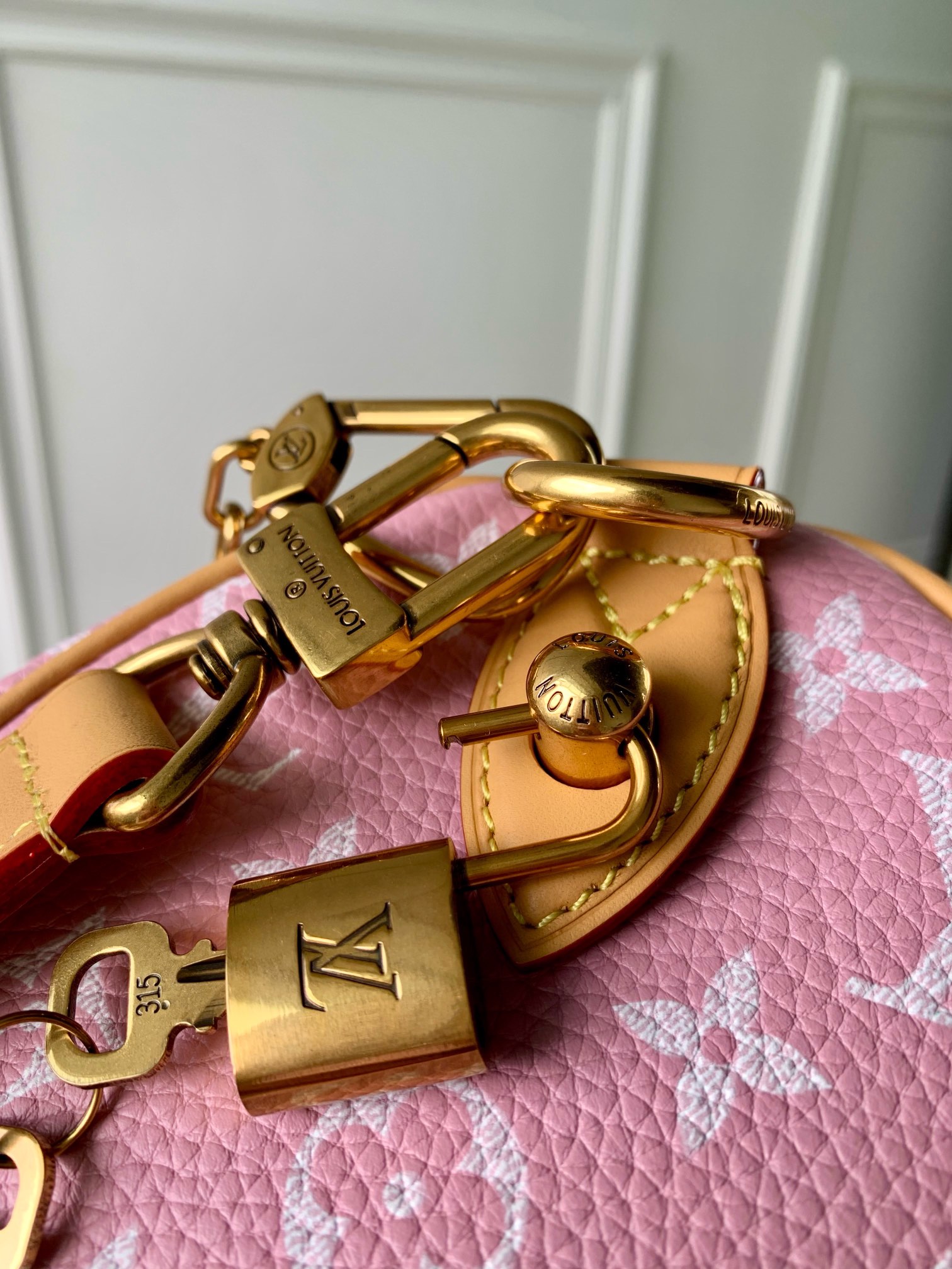 l0*is V*t0n speedy bandoulière 25-25x 19 x 15cm