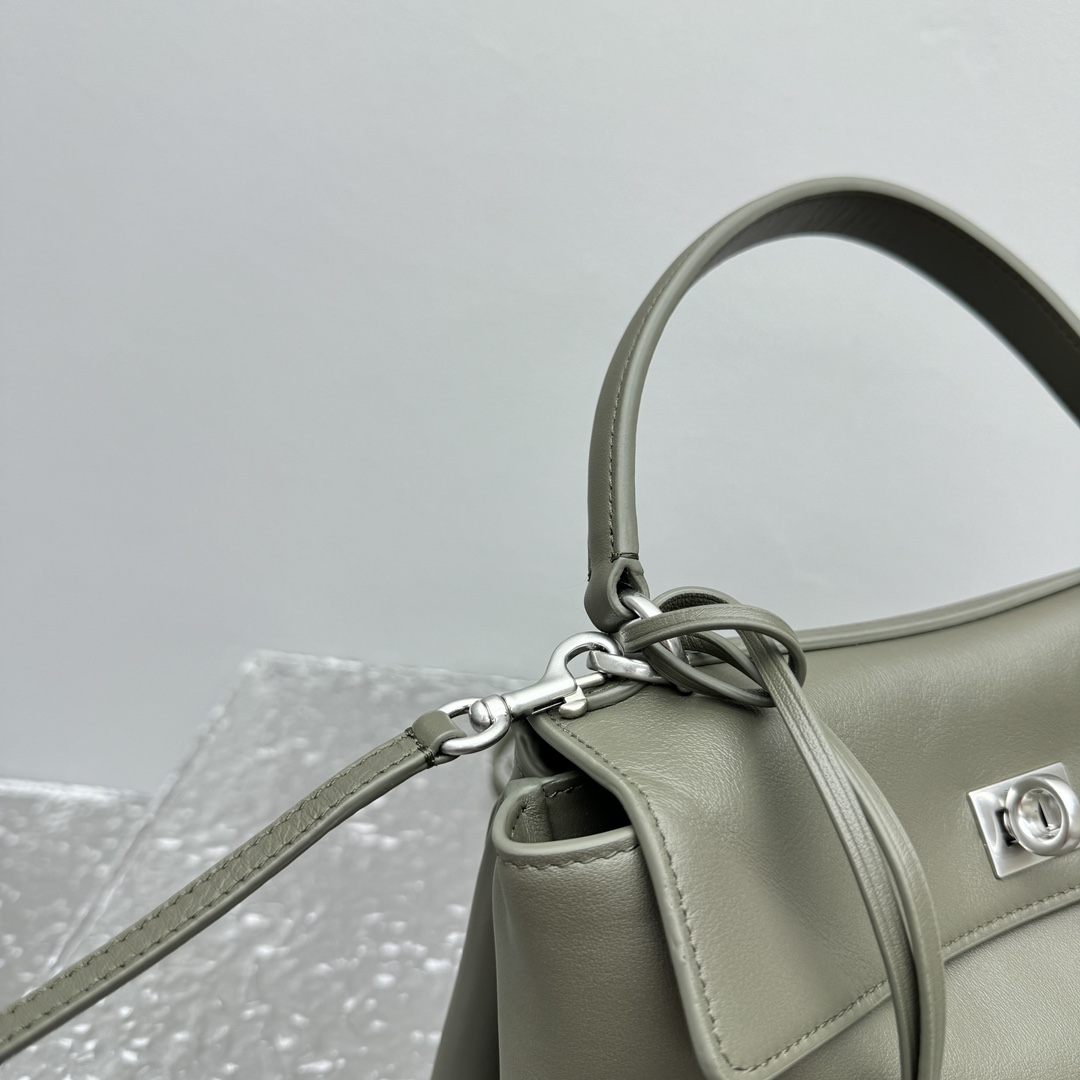 Balenciag Rodeo Handbags-23*10*8CM